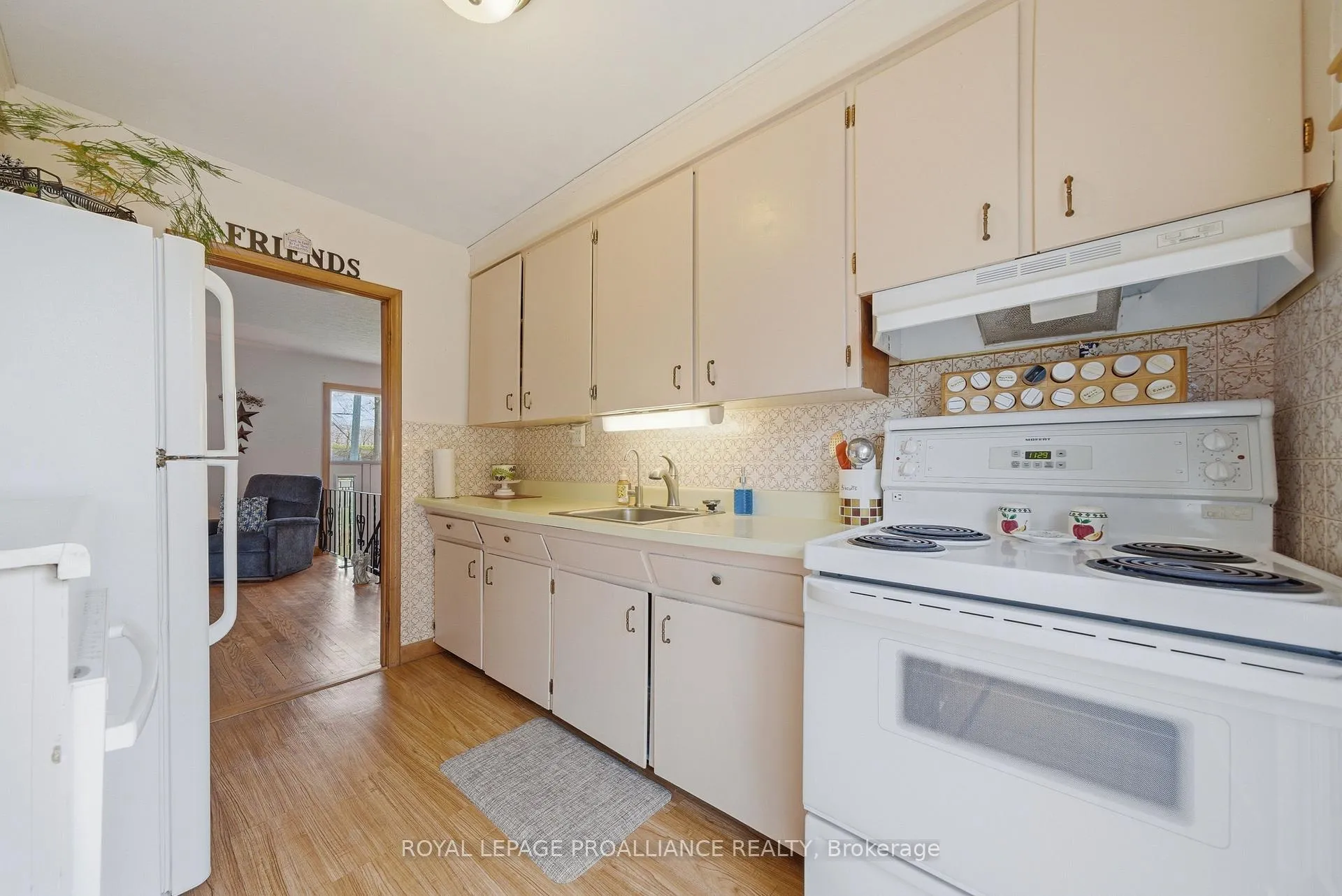 Photo 16 of 131 Lock Road, Quinte West, Murray Ward — HOMEH