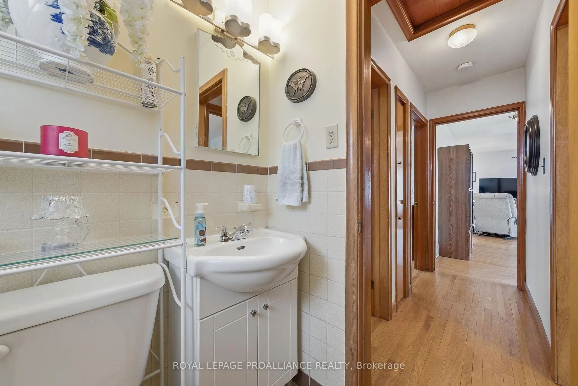 Photo 24 of 131 Lock Road, Quinte West, Murray Ward — HOMEH