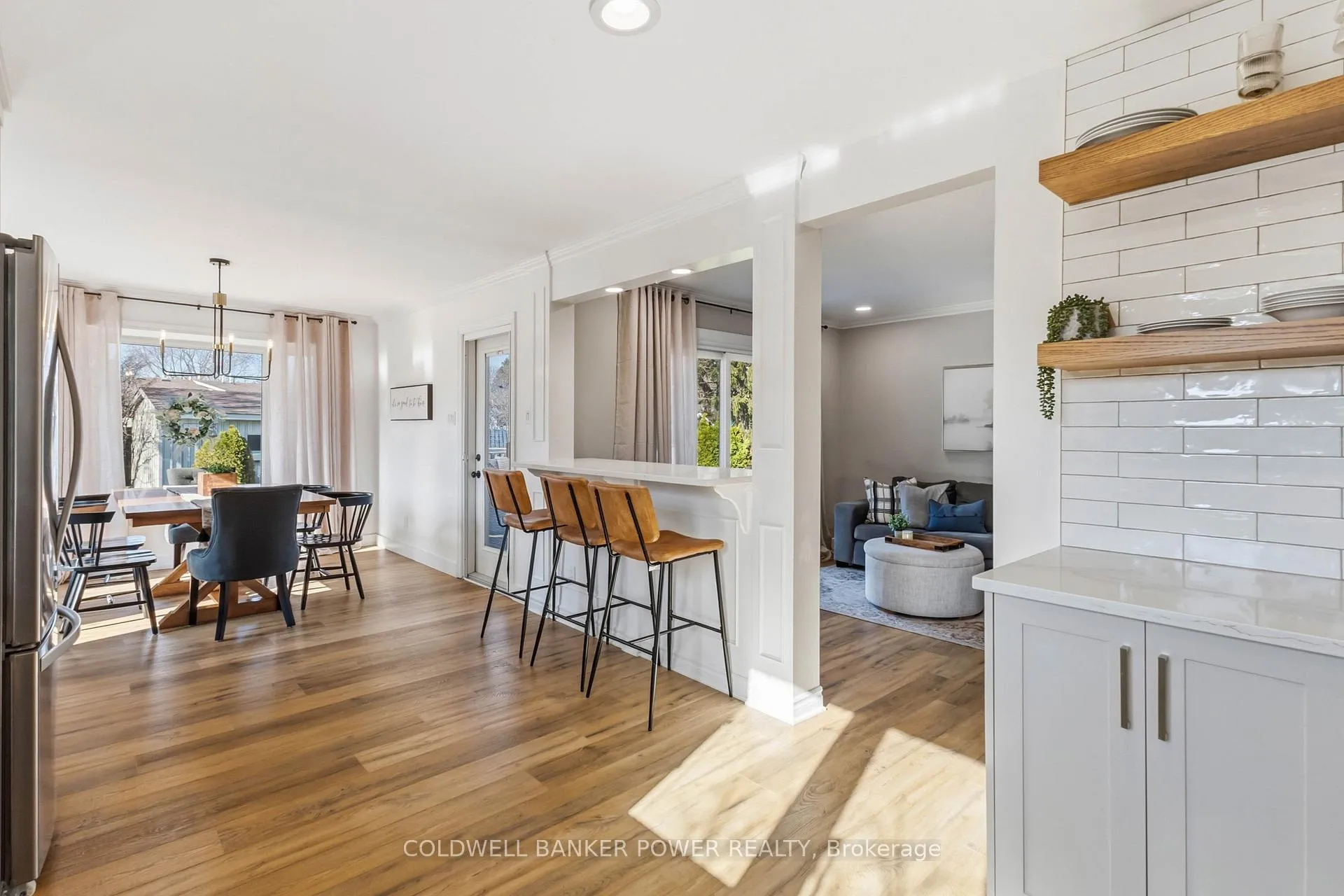 Photo 16 of 176 Canterbury Drive, Thames Centre, Dorchester — HOMEH