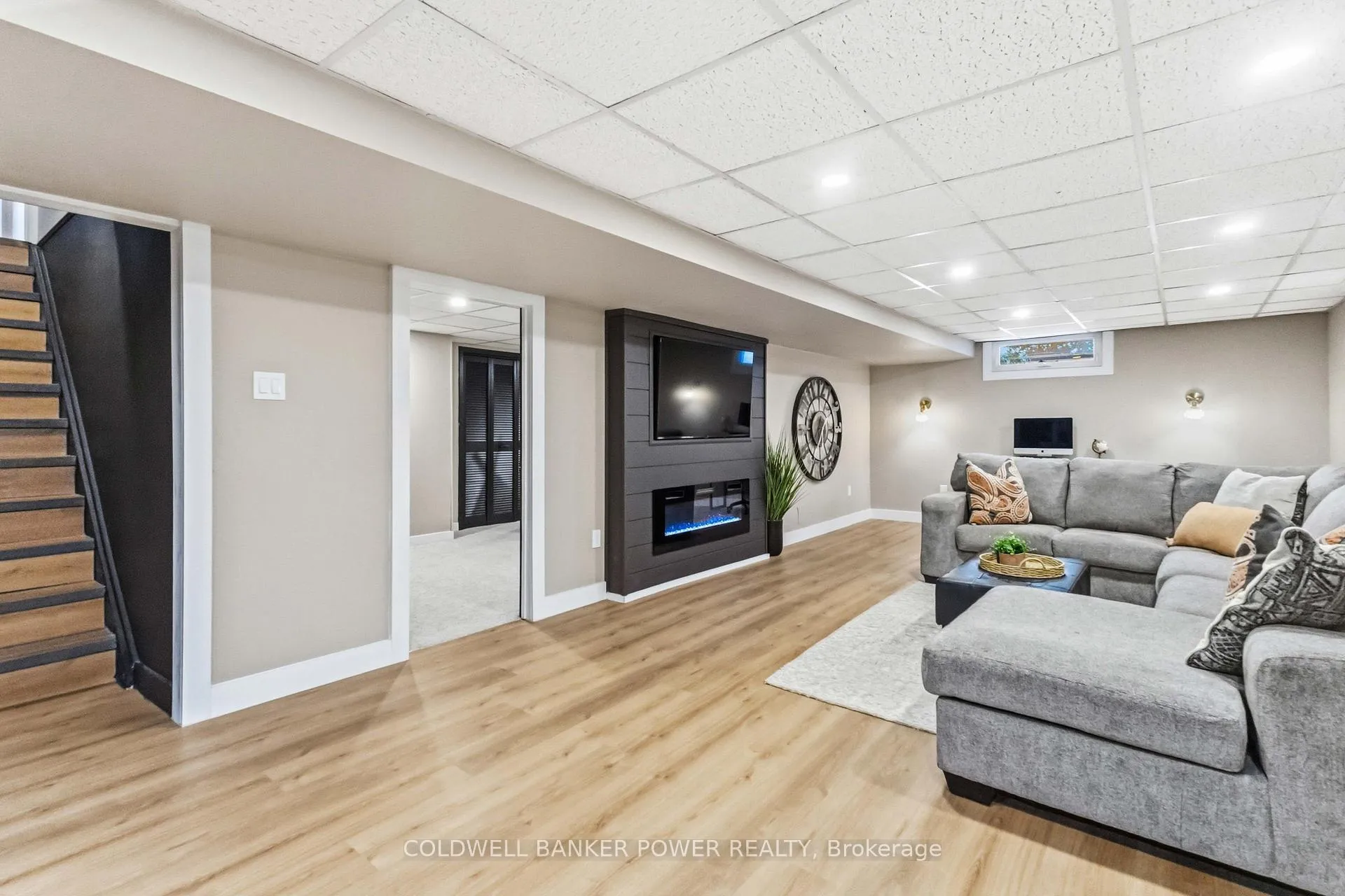 Photo 33 of 176 Canterbury Drive, Thames Centre, Dorchester — HOMEH