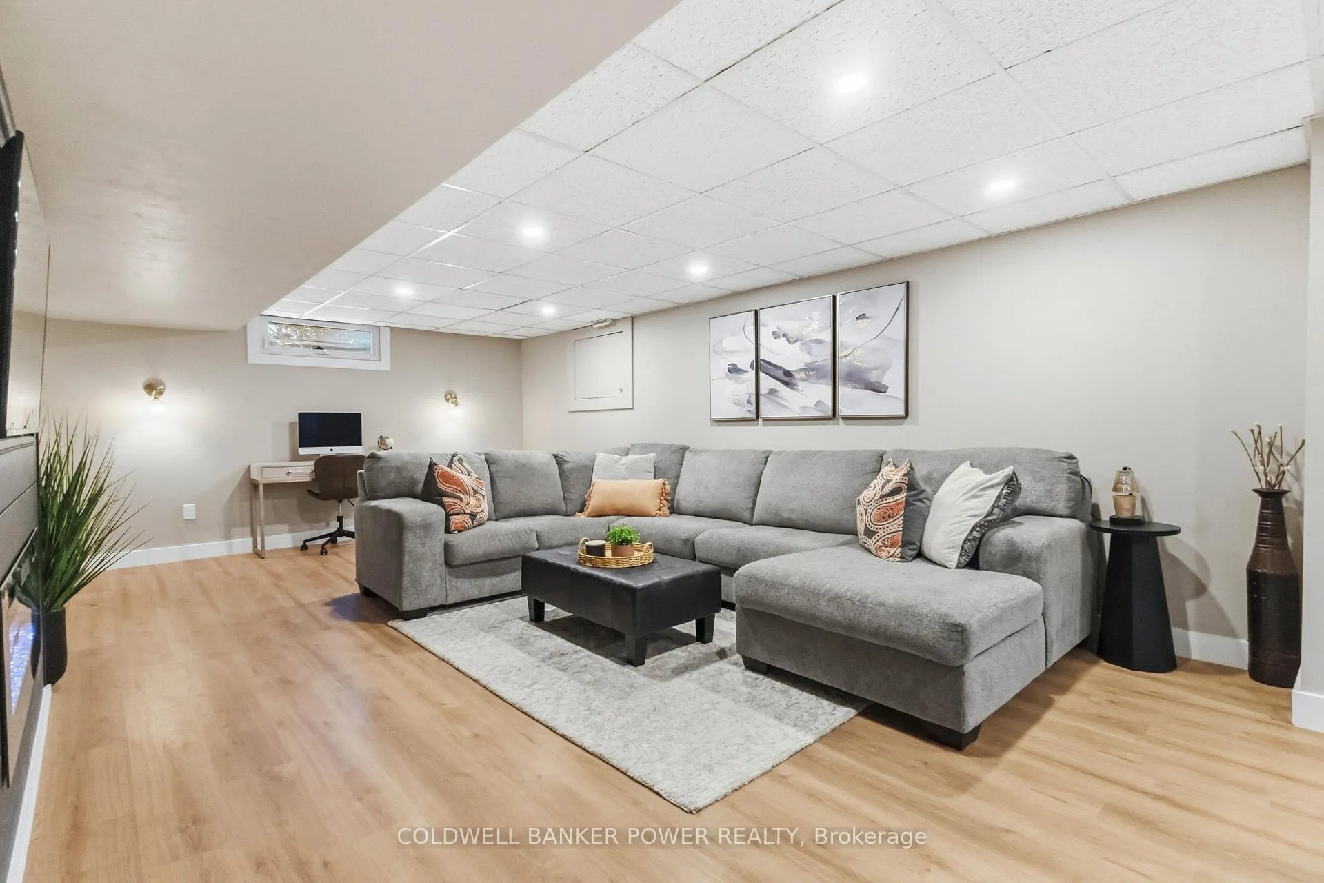 Photo 34 of 176 Canterbury Drive, Thames Centre, Dorchester — HOMEH