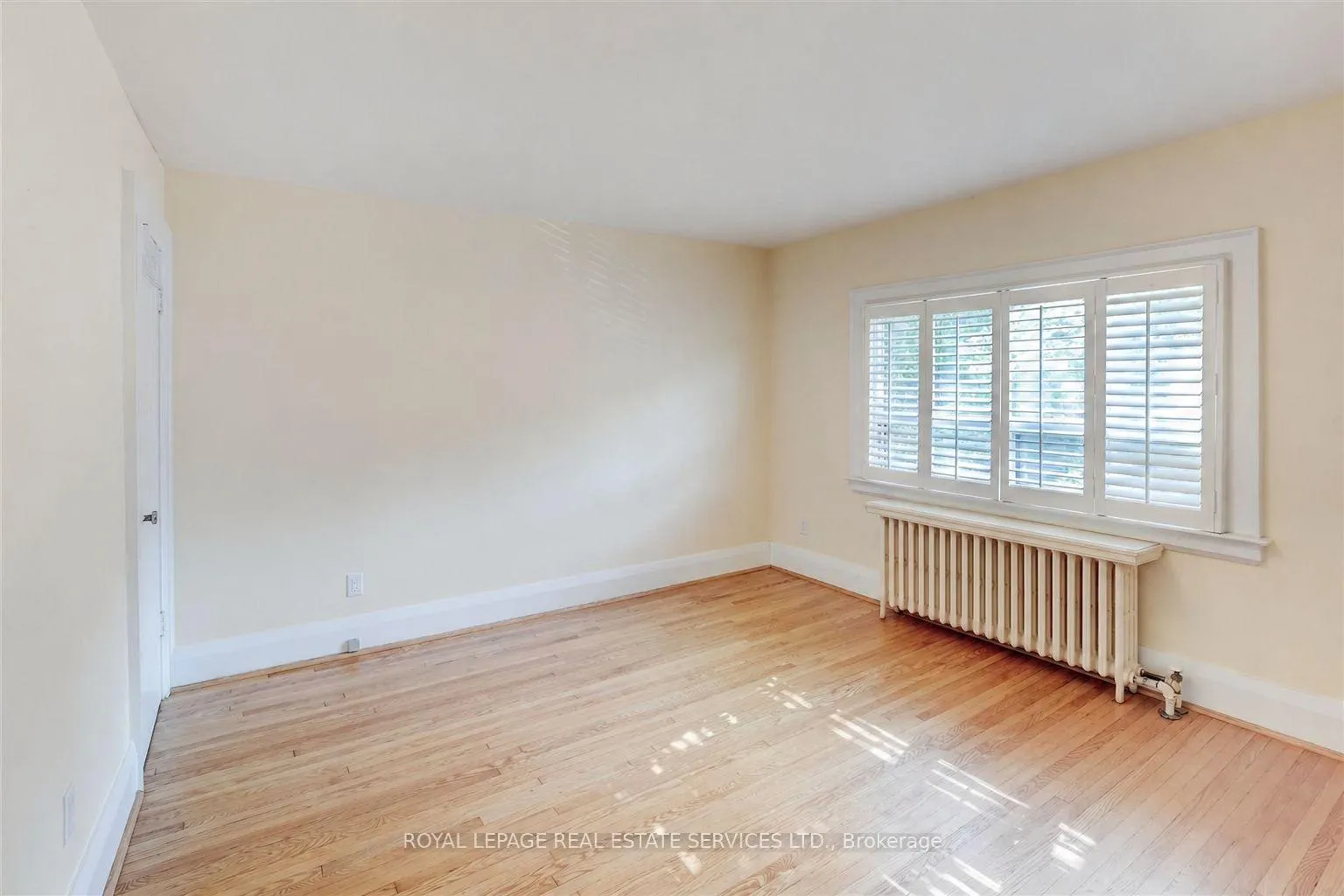 Photo 10 of 21 Lorindale Avenue, Toronto, Lawrence Park North — HOMEH