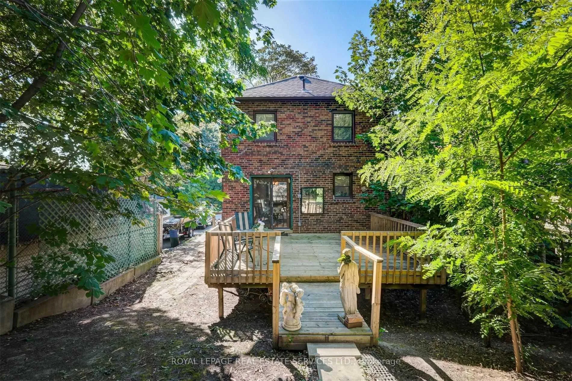 Photo 20 of 21 Lorindale Avenue, Toronto, Lawrence Park North — HOMEH