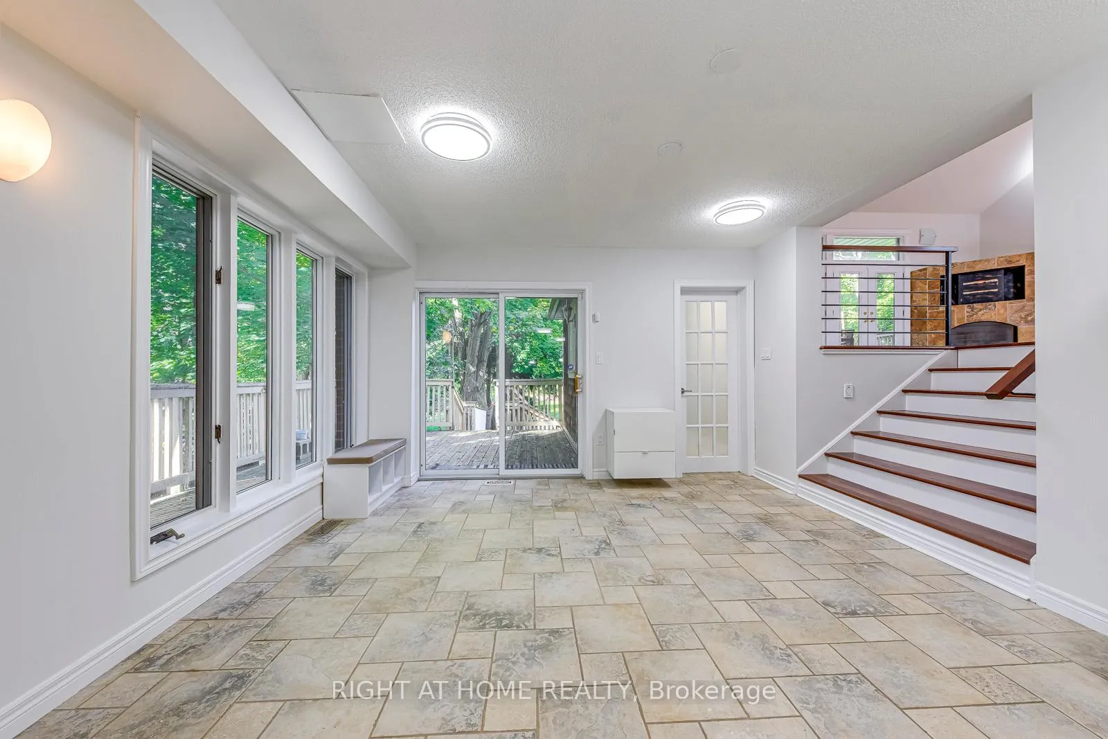 Photo 15 of 435 Maple Avenue, Oakville, Old Oakville — HOMEH