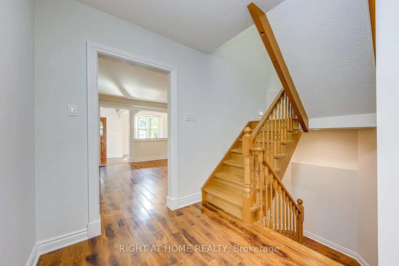 Photo 24 of 435 Maple Avenue, Oakville, Old Oakville — HOMEH