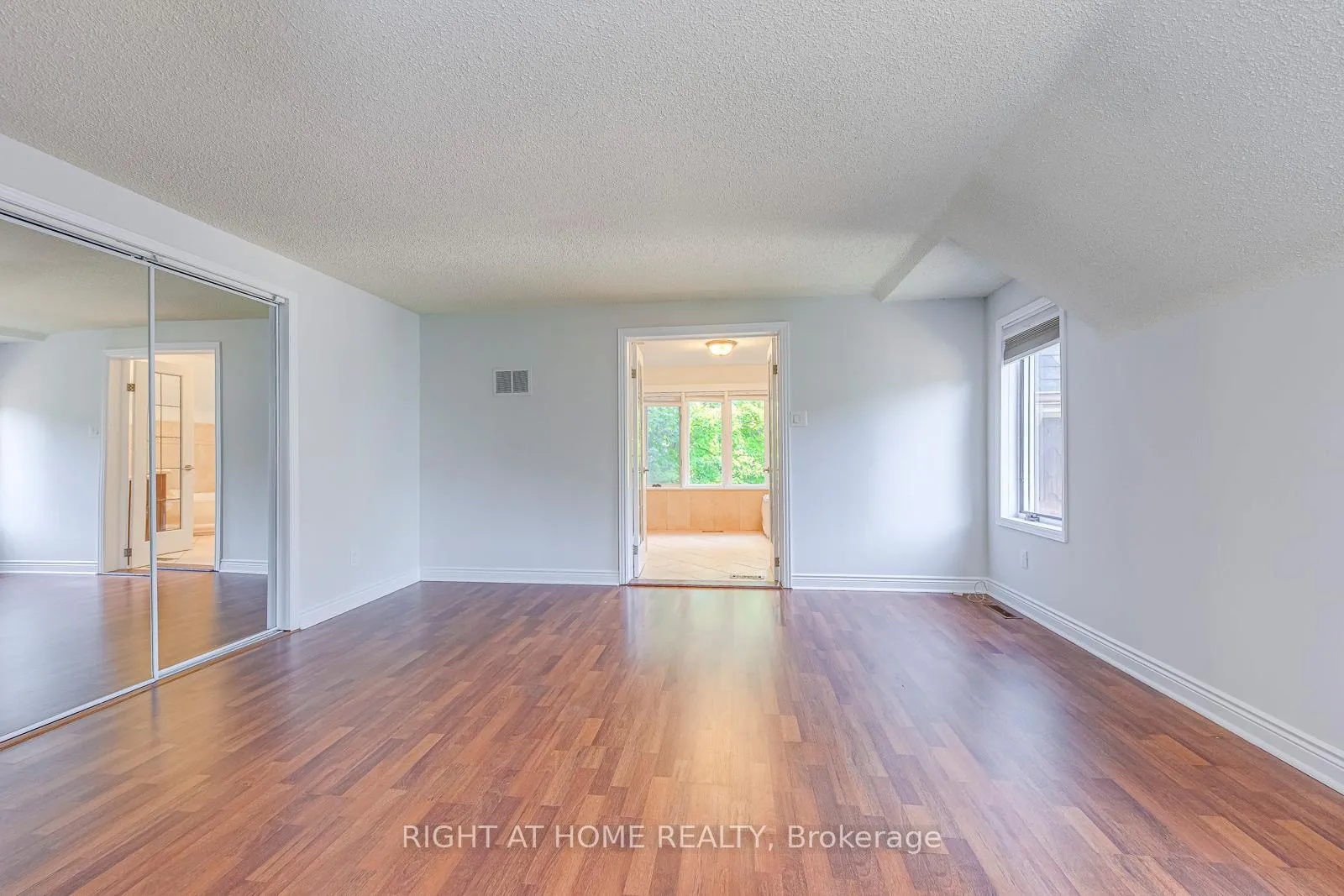 Photo 27 of 435 Maple Avenue, Oakville, Old Oakville — HOMEH