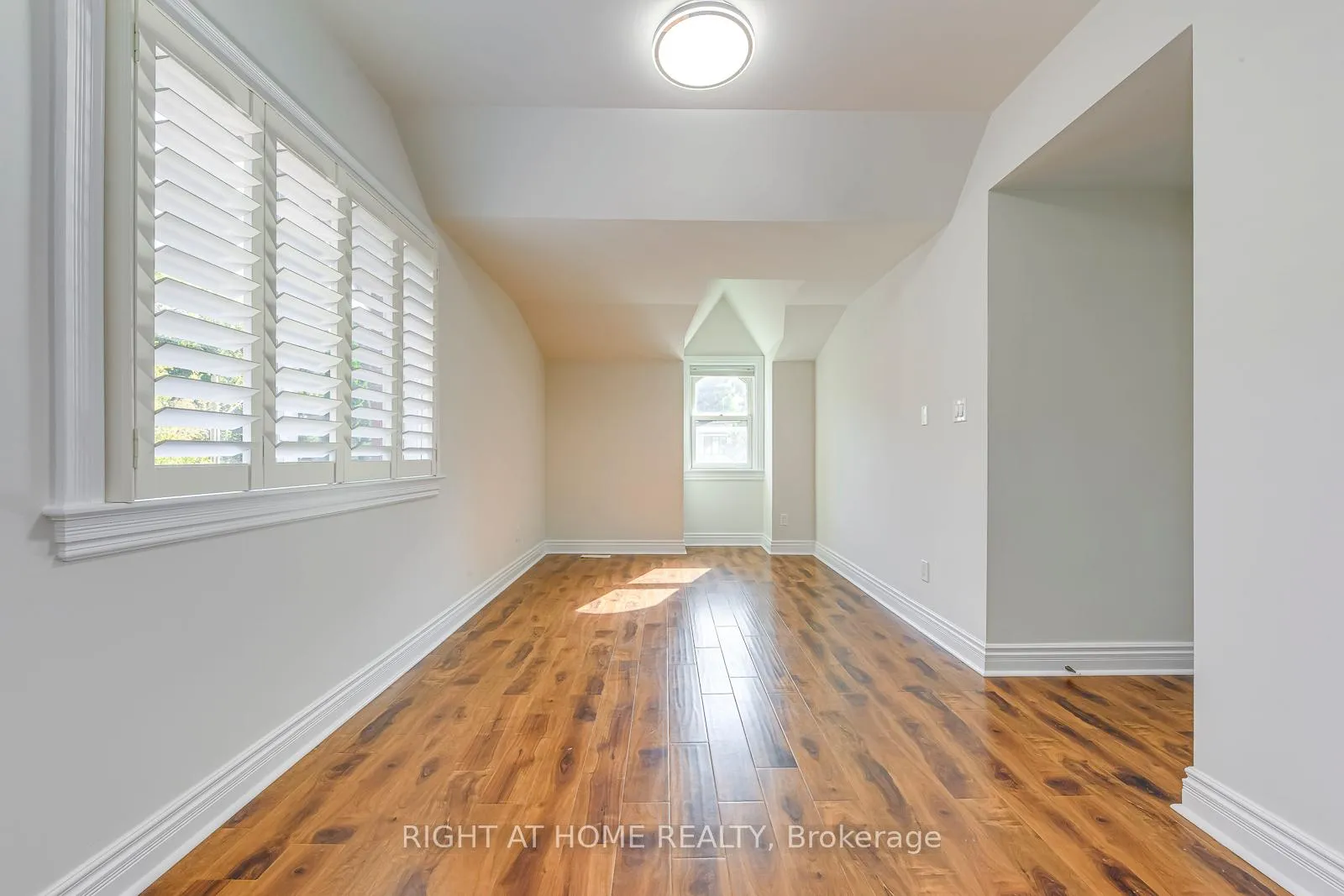 Photo 35 of 435 Maple Avenue, Oakville, Old Oakville — HOMEH