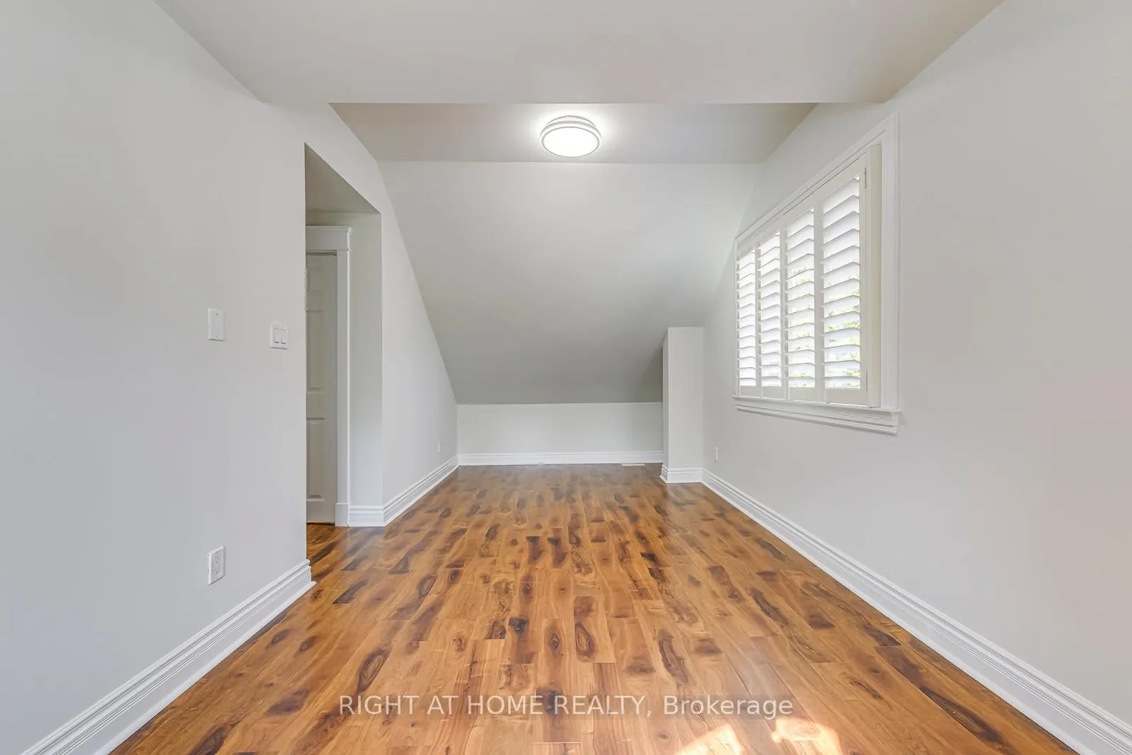 Photo 36 of 435 Maple Avenue, Oakville, Old Oakville — HOMEH