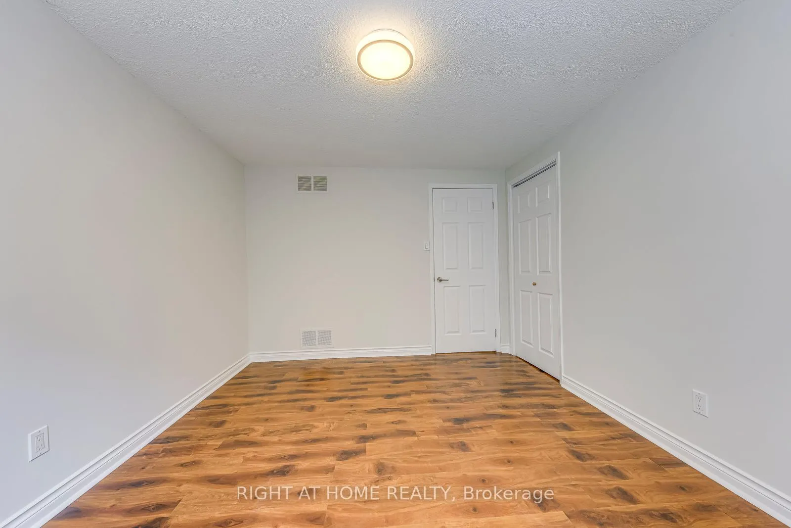 Photo 38 of 435 Maple Avenue, Oakville, Old Oakville — HOMEH