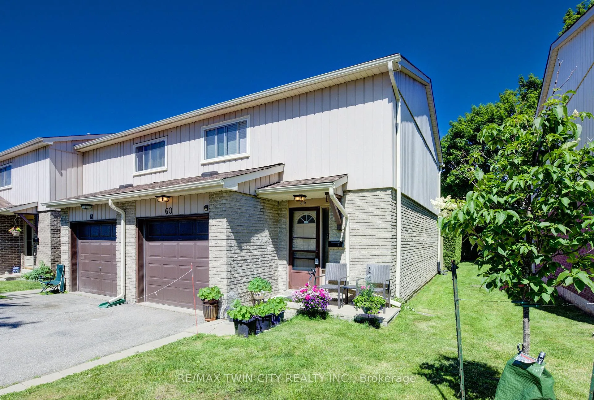 Photo 2 of Unit 60, 51 Paulander Drive, Kitchener — HOMEH