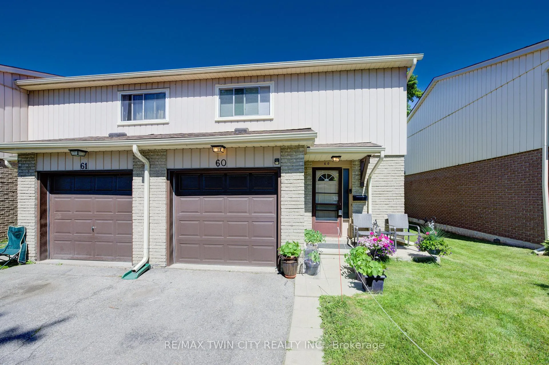 Photo 3 of Unit 60, 51 Paulander Drive, Kitchener — HOMEH