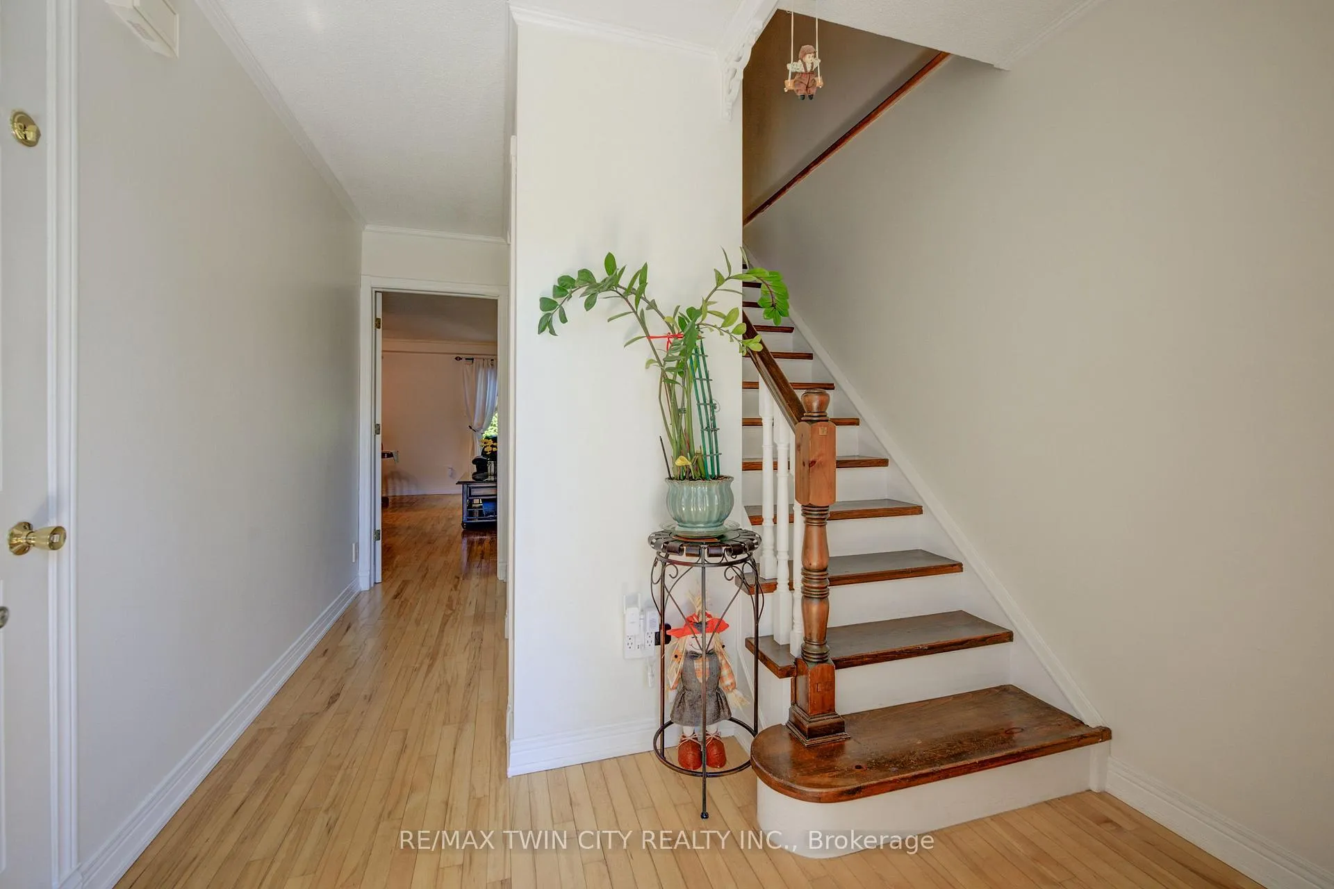 Photo 4 of Unit 60, 51 Paulander Drive, Kitchener — HOMEH