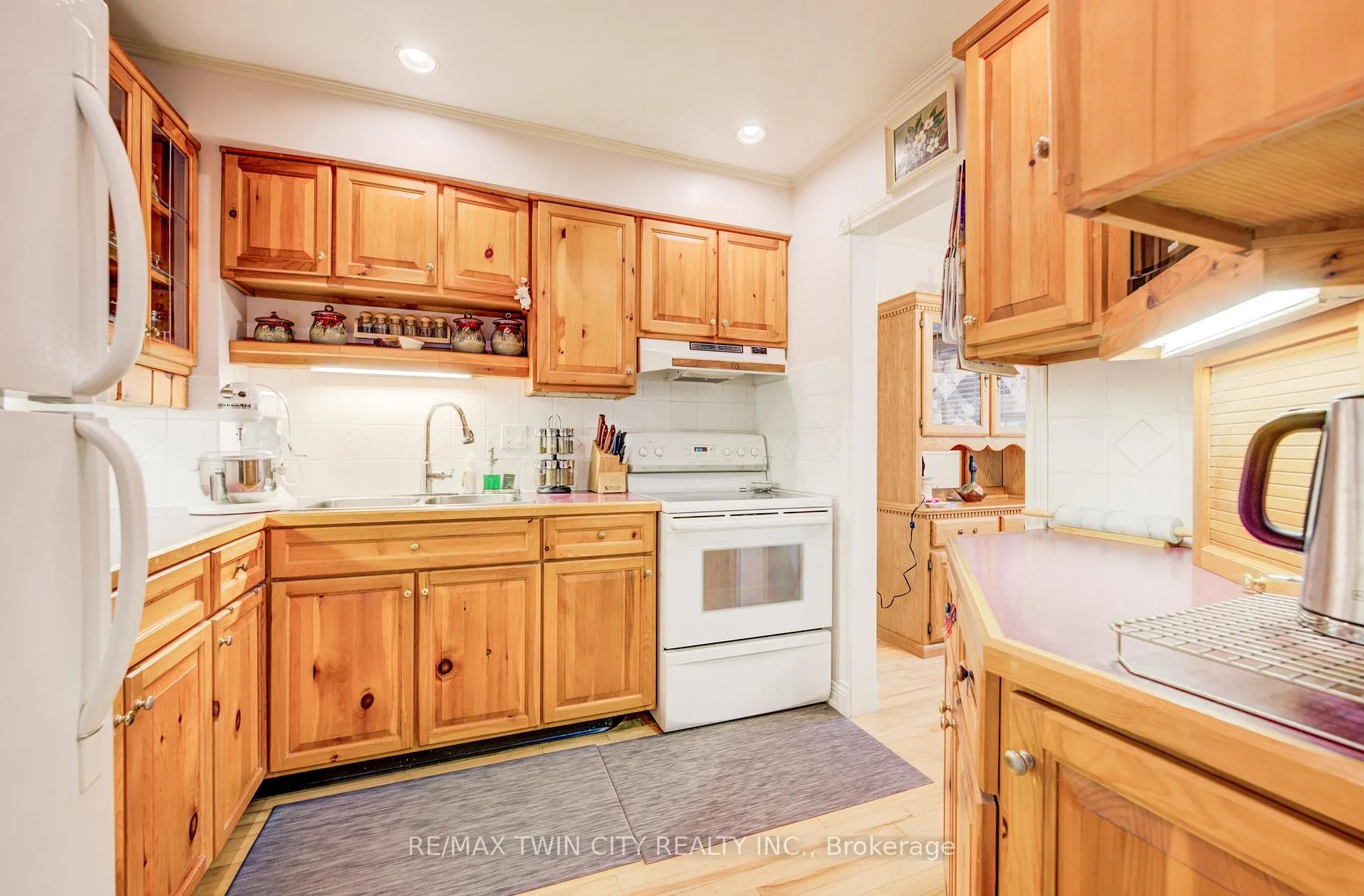 Photo 9 of Unit 60, 51 Paulander Drive, Kitchener — HOMEH