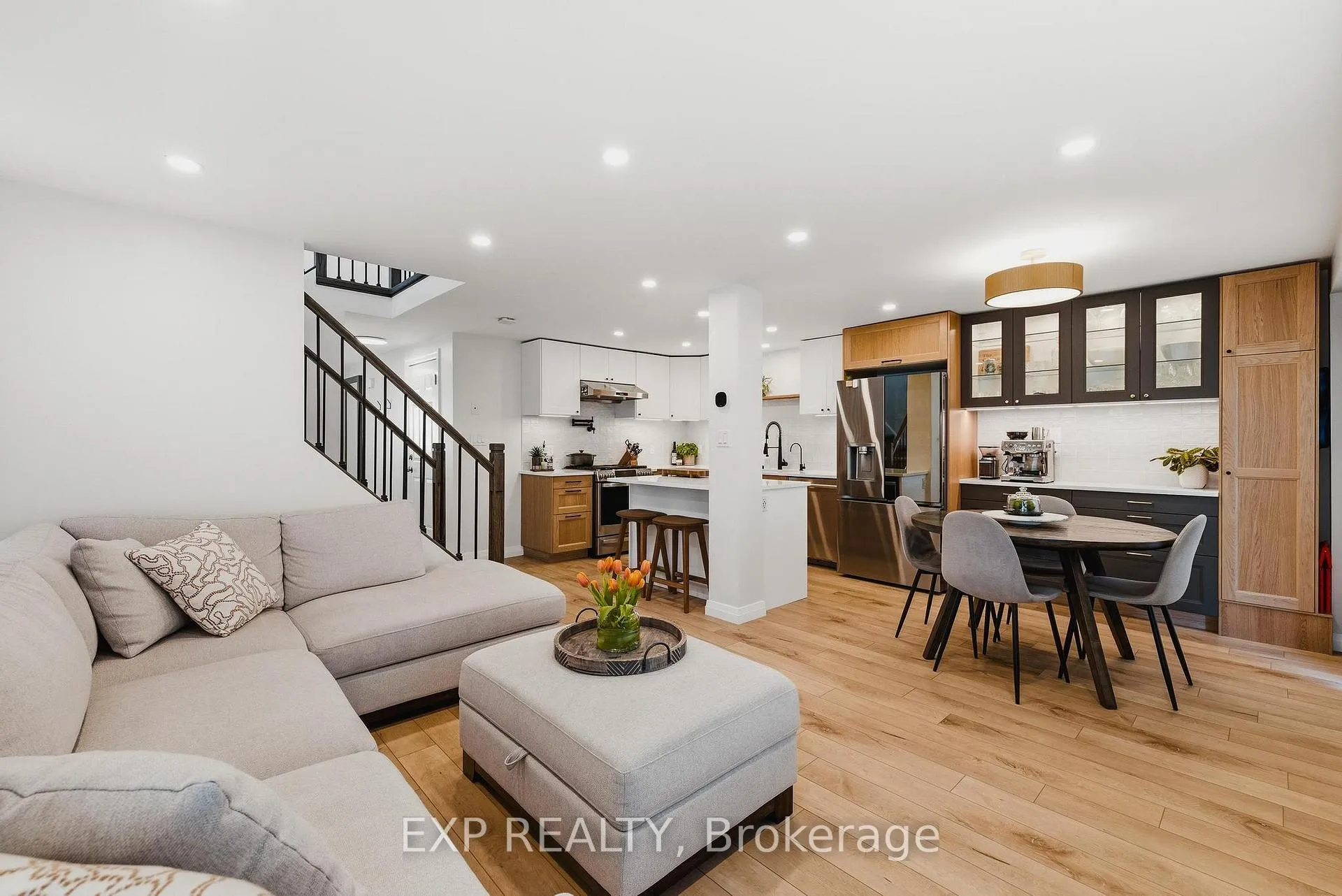 Photo 5 of 218 Prosperity Drive, Kitchener — HOMEH