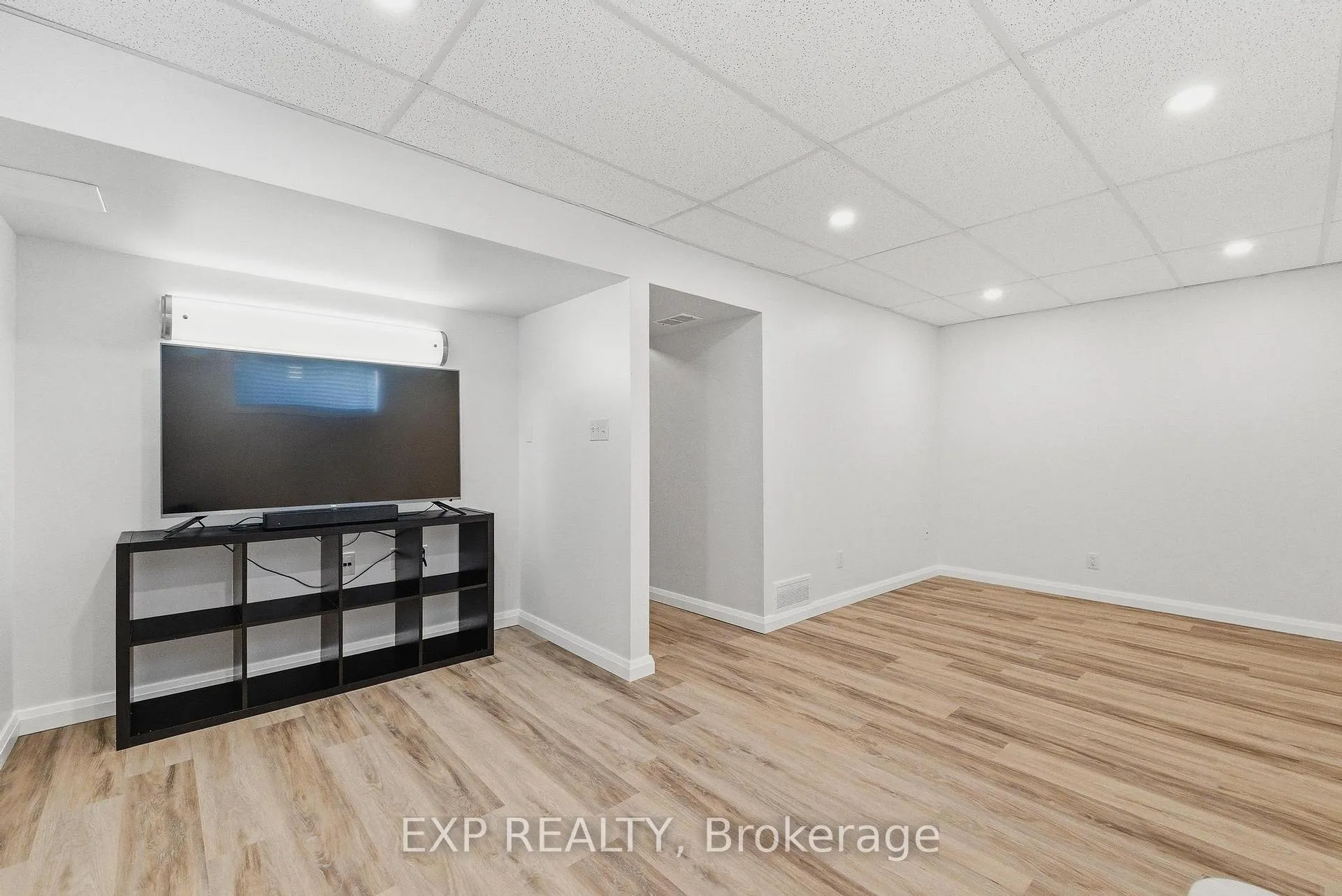 Photo 34 of 218 Prosperity Drive, Kitchener — HOMEH
