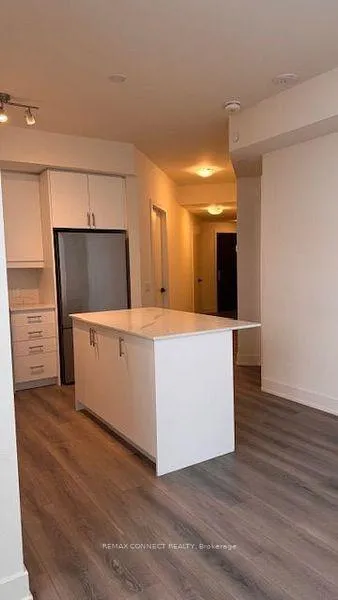 Photo 5 of Unit 805, 9000 Jane Street, Vaughan, Concord — HOMEH
