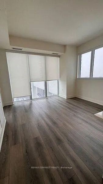 Photo 13 of Unit 805, 9000 Jane Street, Vaughan, Concord — HOMEH