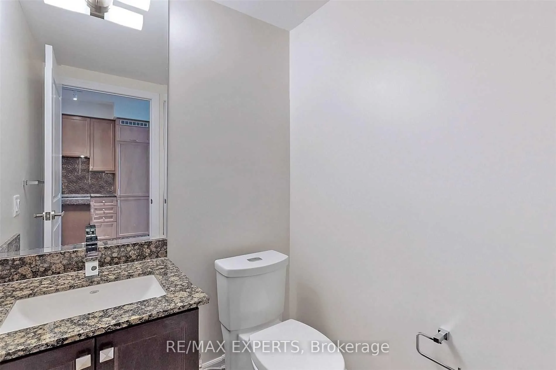 Photo 10 of Unit 702, 9085 Jane Street, Vaughan, Concord — HOMEH
