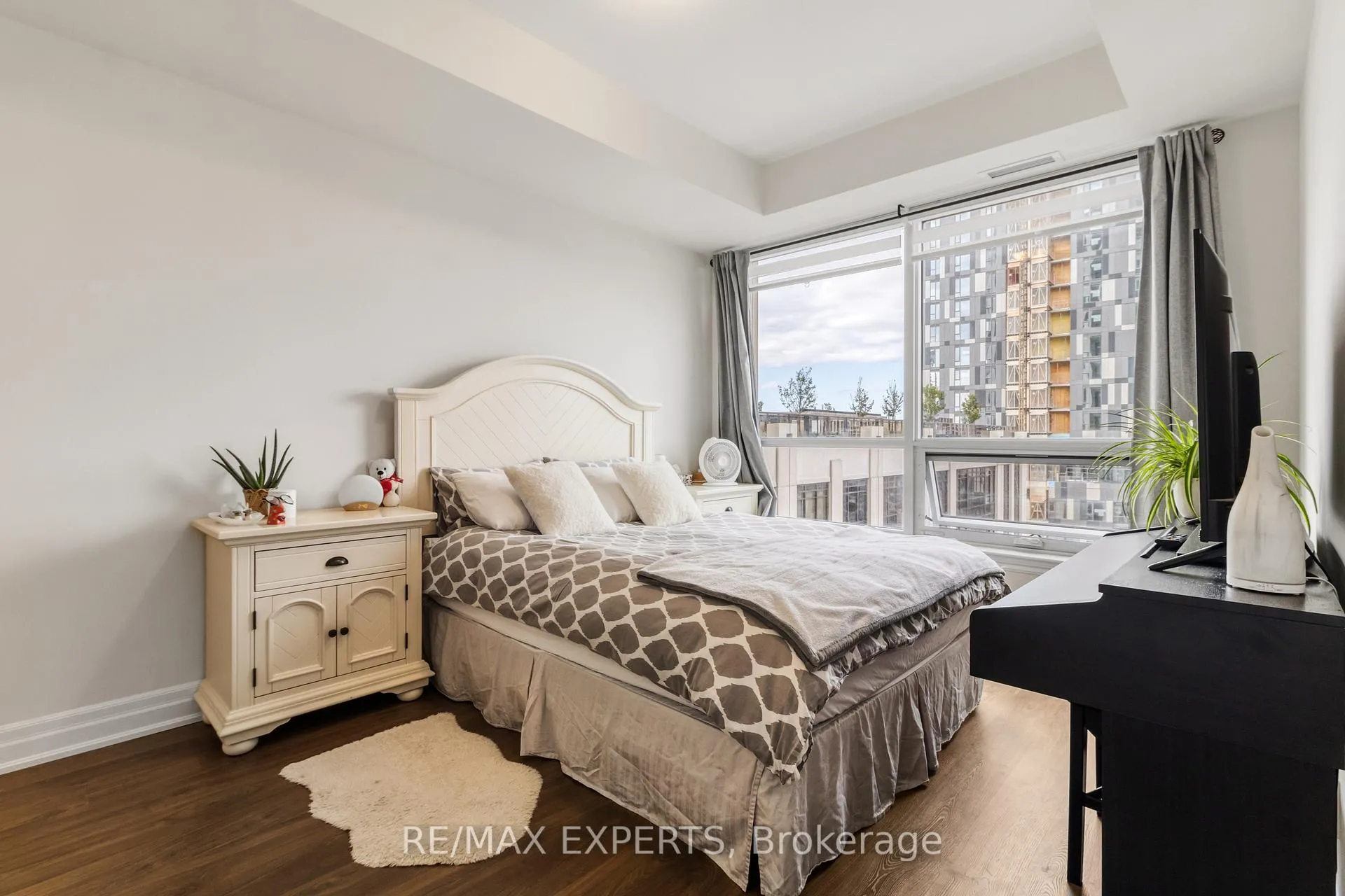 Photo 14 of Unit 702, 9085 Jane Street, Vaughan, Concord — HOMEH