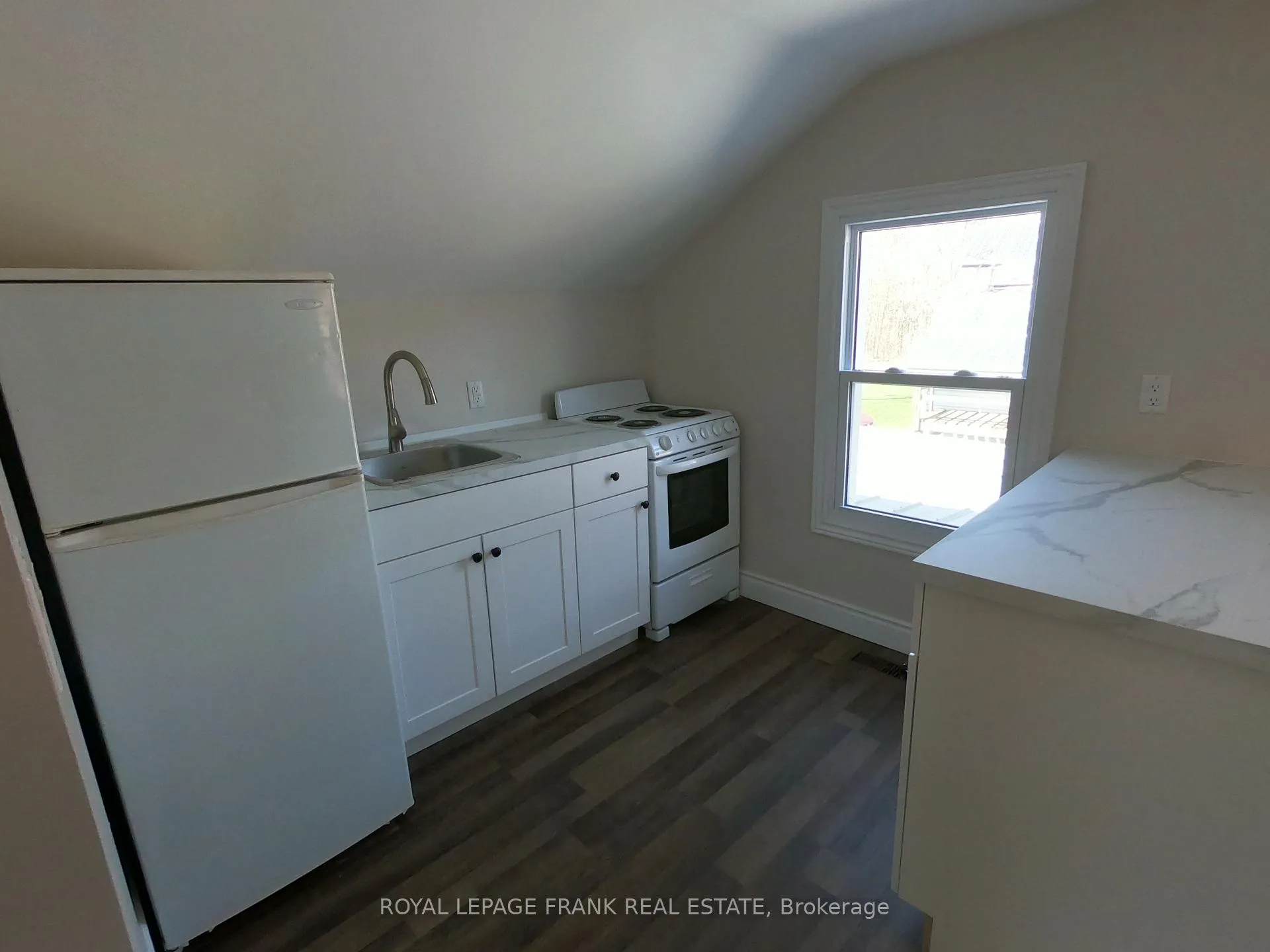 Photo 5 of Unit C, 173 Stanley Street, Quinte West, Trenton Ward — HOMEH