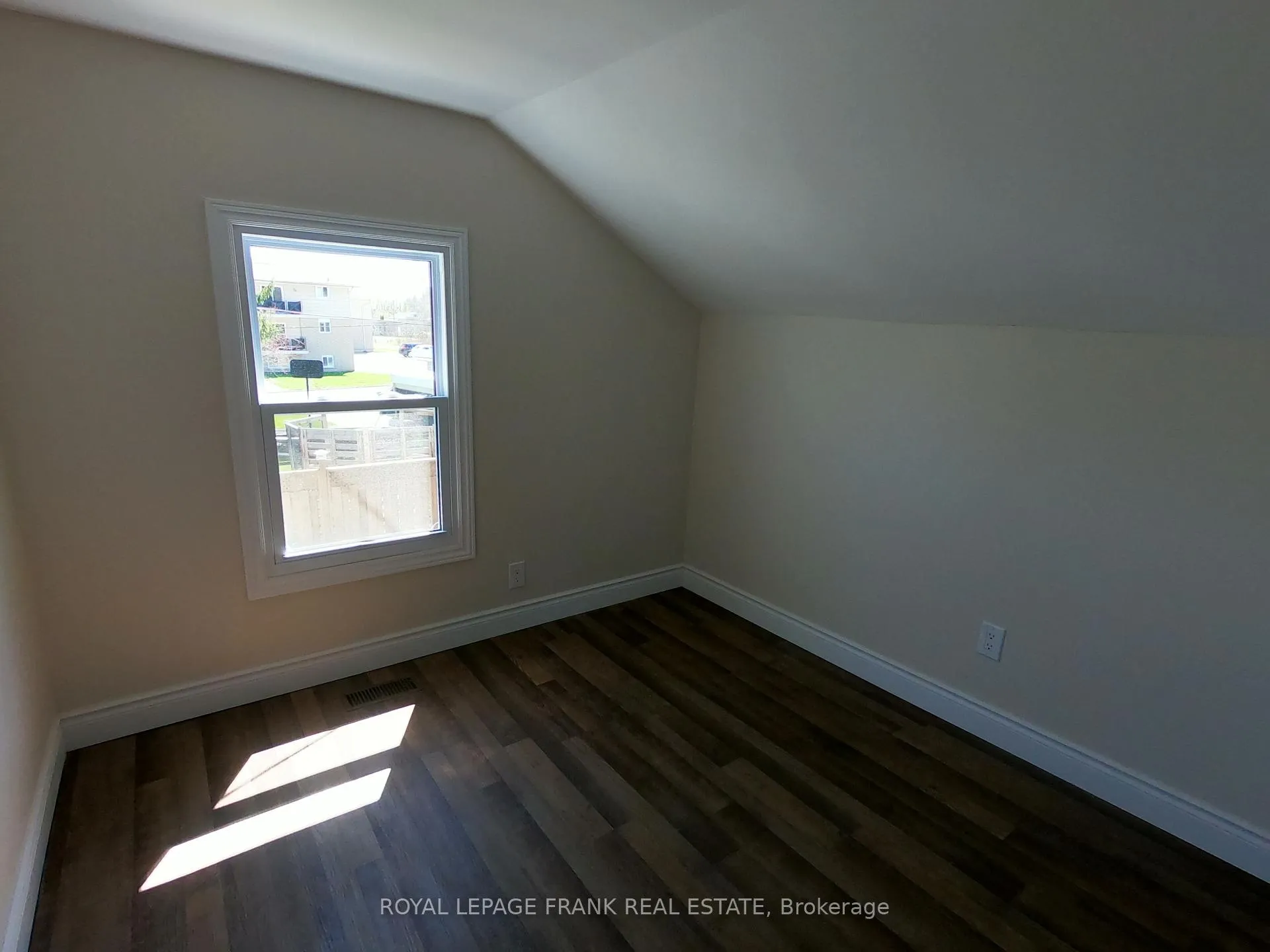 Photo 6 of Unit C, 173 Stanley Street, Quinte West, Trenton Ward — HOMEH
