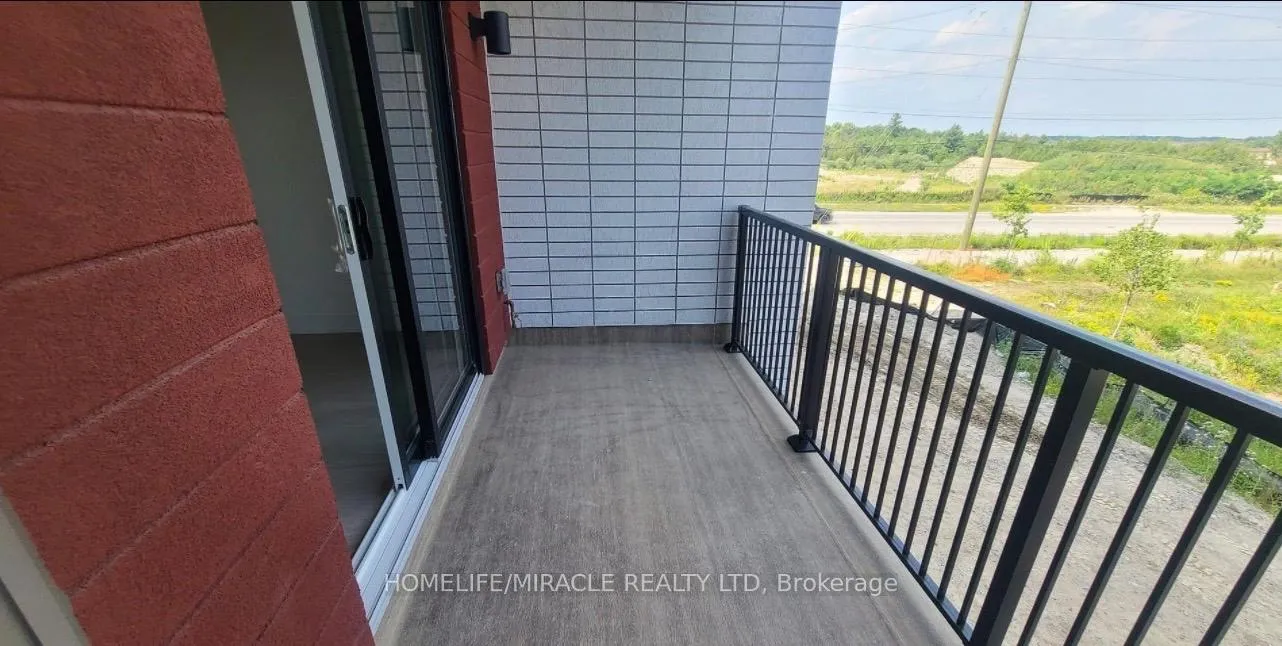 Photo 15 of Unit 112, 1 Chef Lane, Barrie, Rural Barrie Southeast — HOMEH