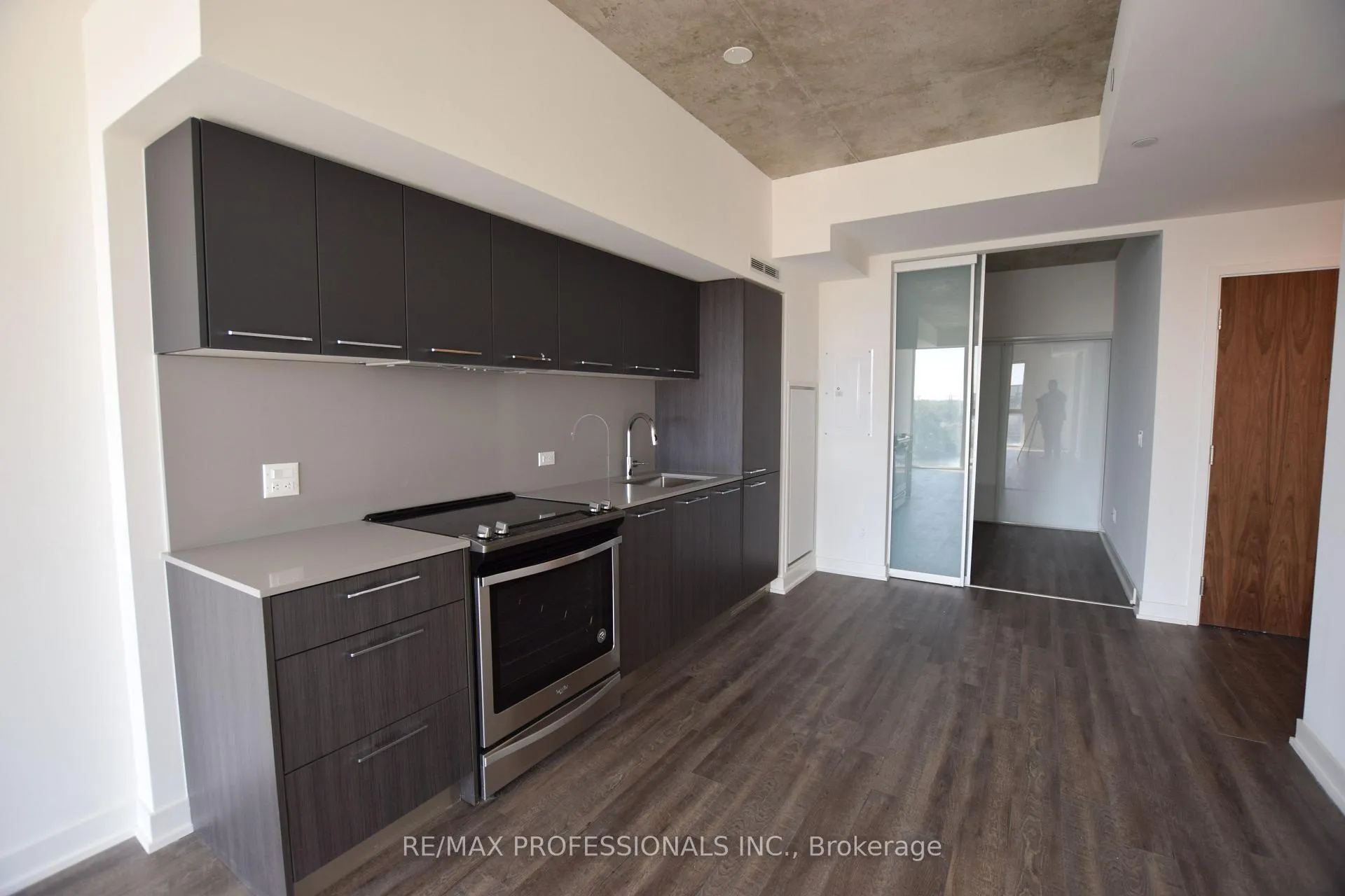 Photo 9 of Unit 705, 15 Baseball Place, Toronto, South Riverdale — HOMEH