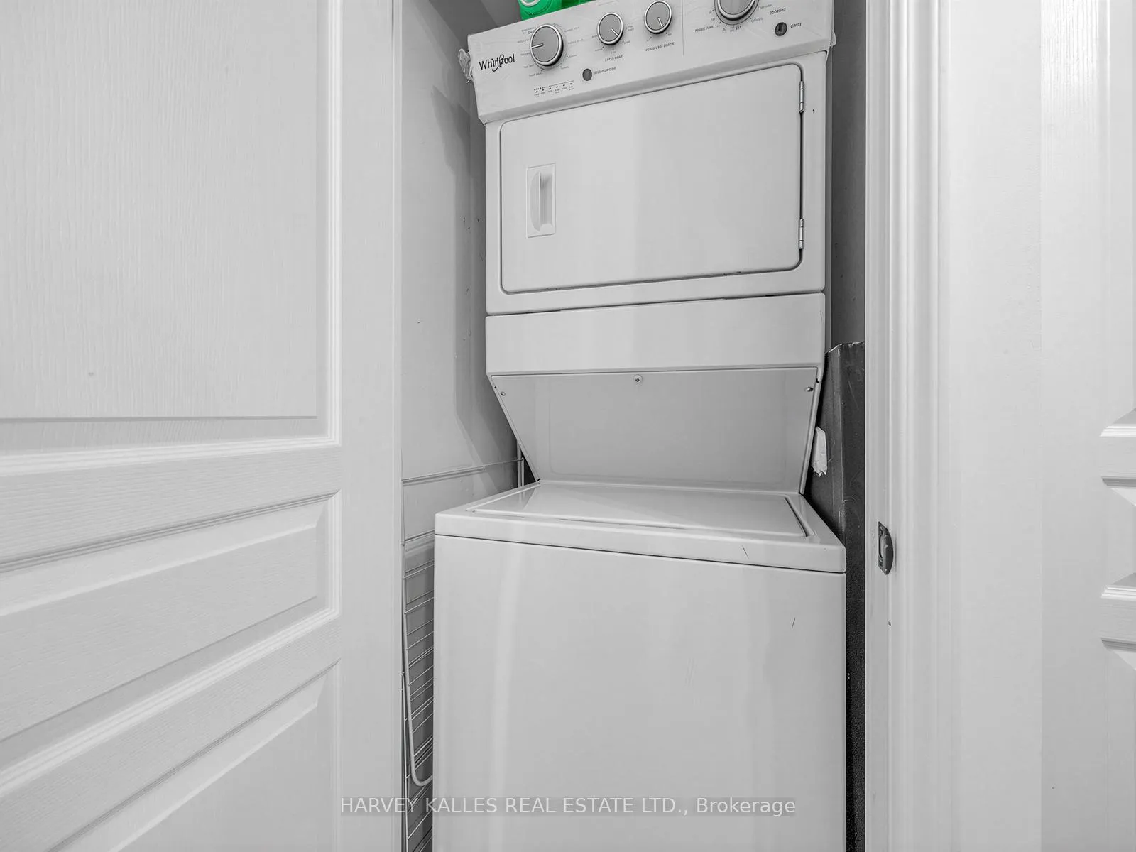 Photo 21 of Unit 422, 10 Delisle Avenue, Toronto, Yonge-St. Clair — HOMEH