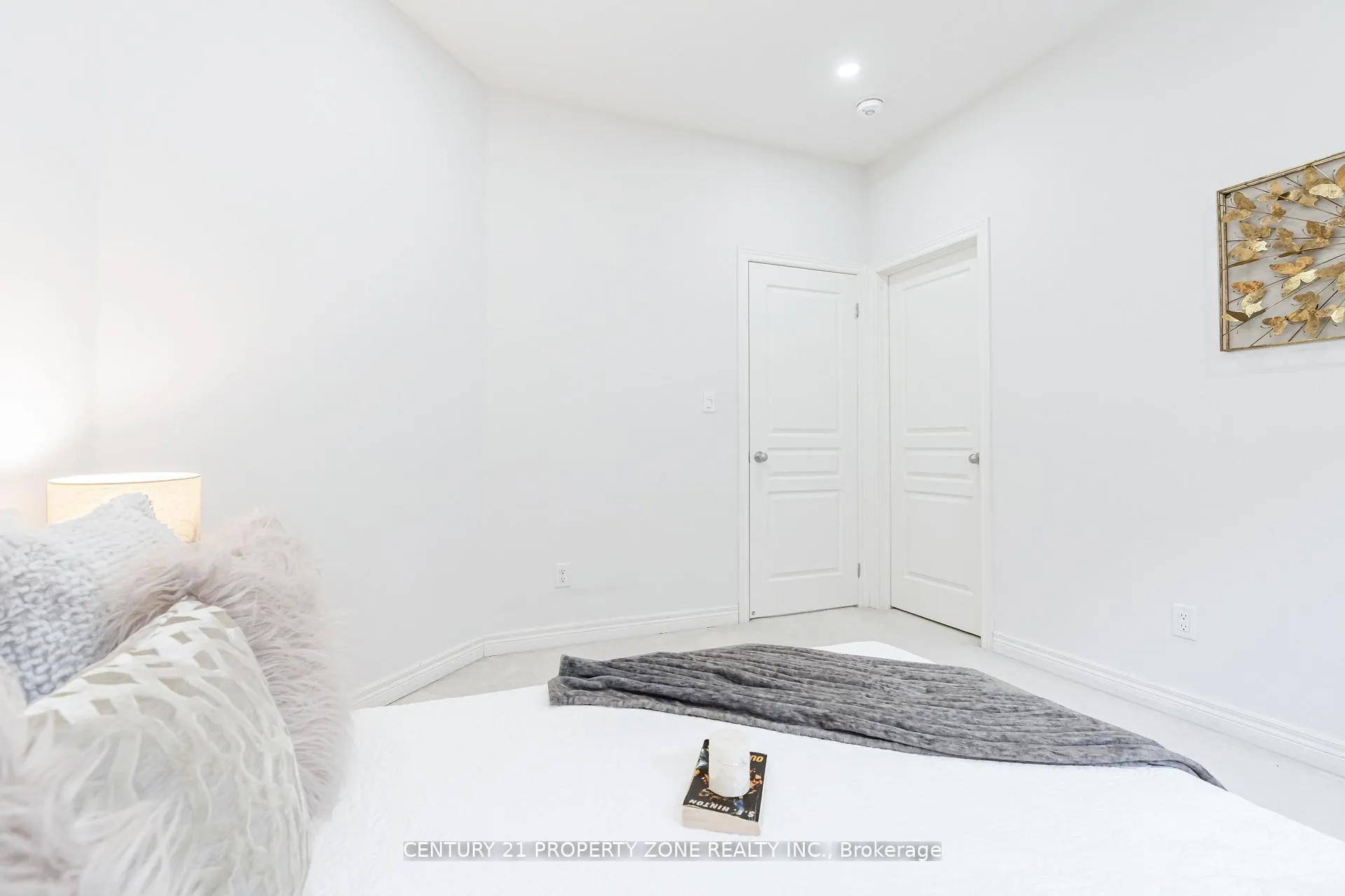Photo 22 of 19 Exhibition Crescent, Brampton, Northwest Brampton — HOMEH