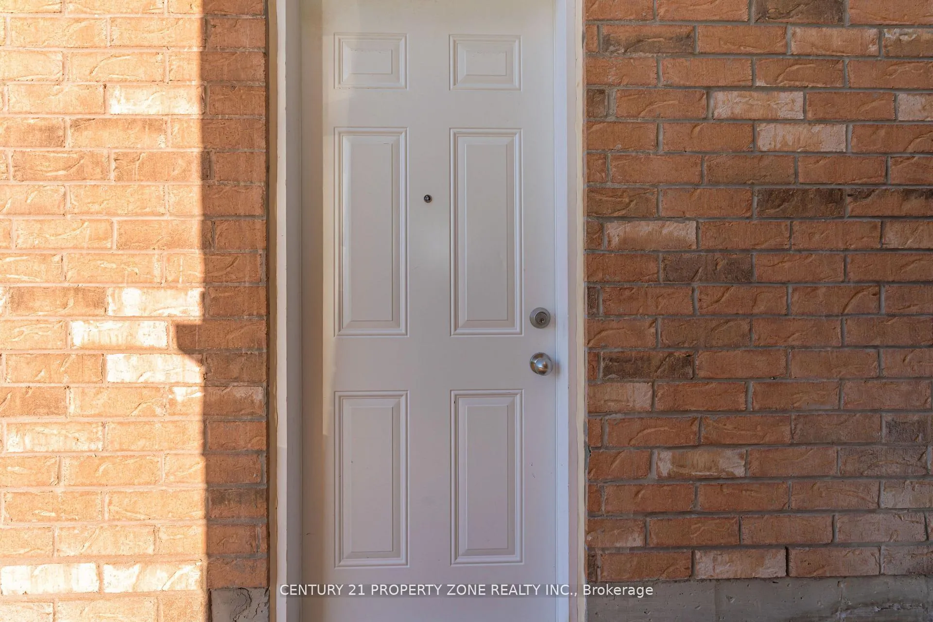 Photo 30 of 19 Exhibition Crescent, Brampton, Northwest Brampton — HOMEH