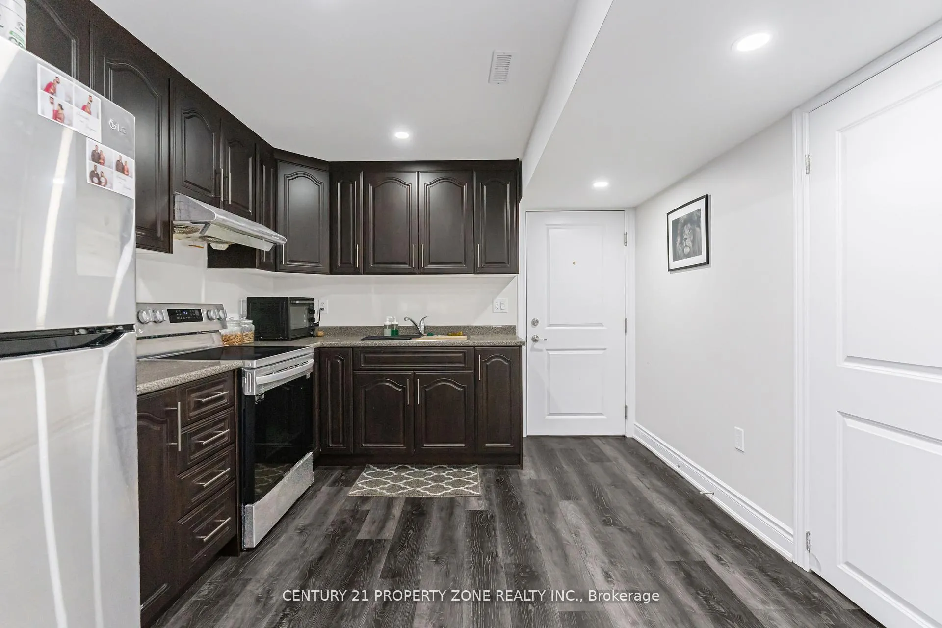 Photo 31 of 19 Exhibition Crescent, Brampton, Northwest Brampton — HOMEH