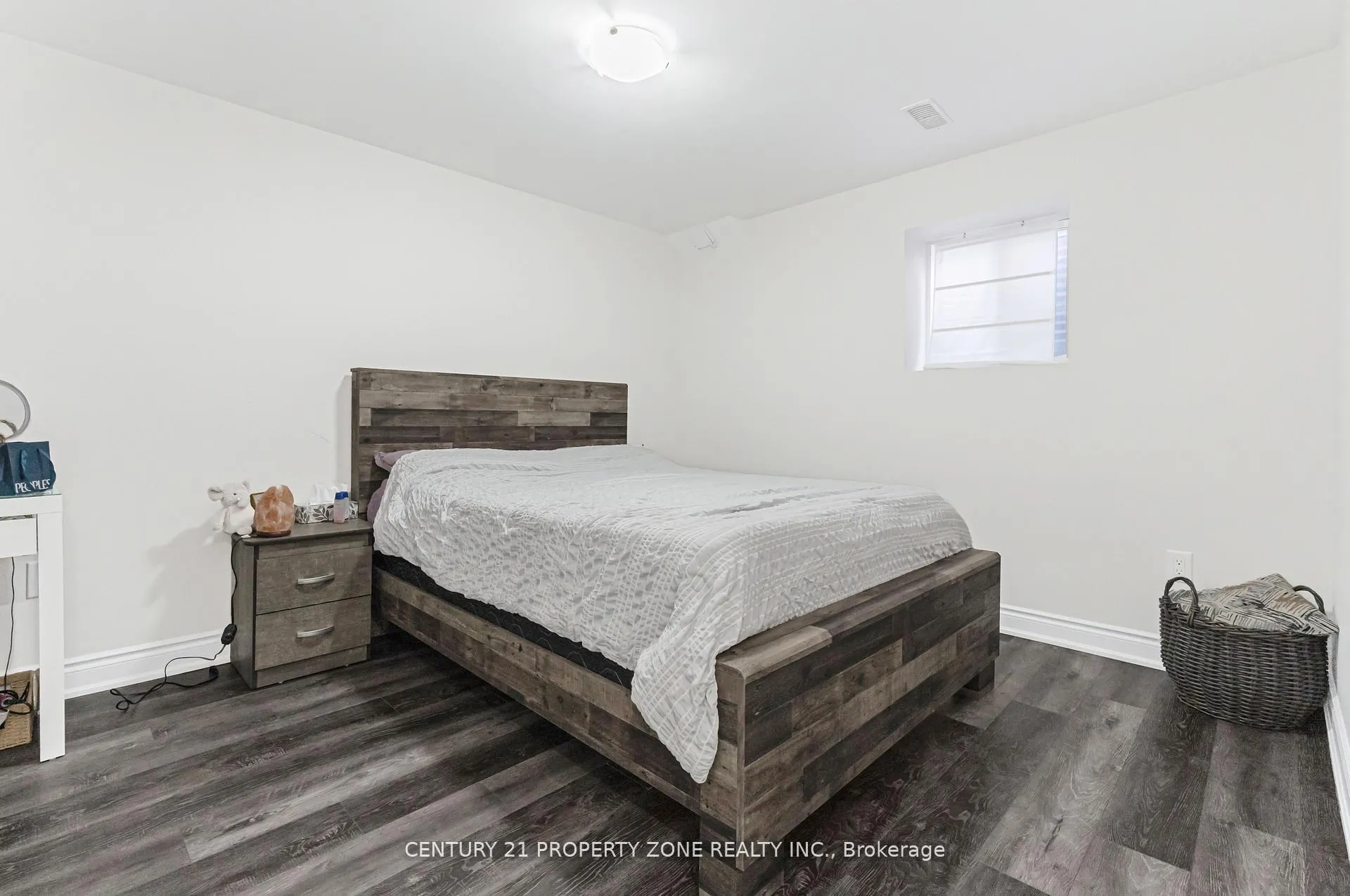 Photo 36 of 19 Exhibition Crescent, Brampton, Northwest Brampton — HOMEH