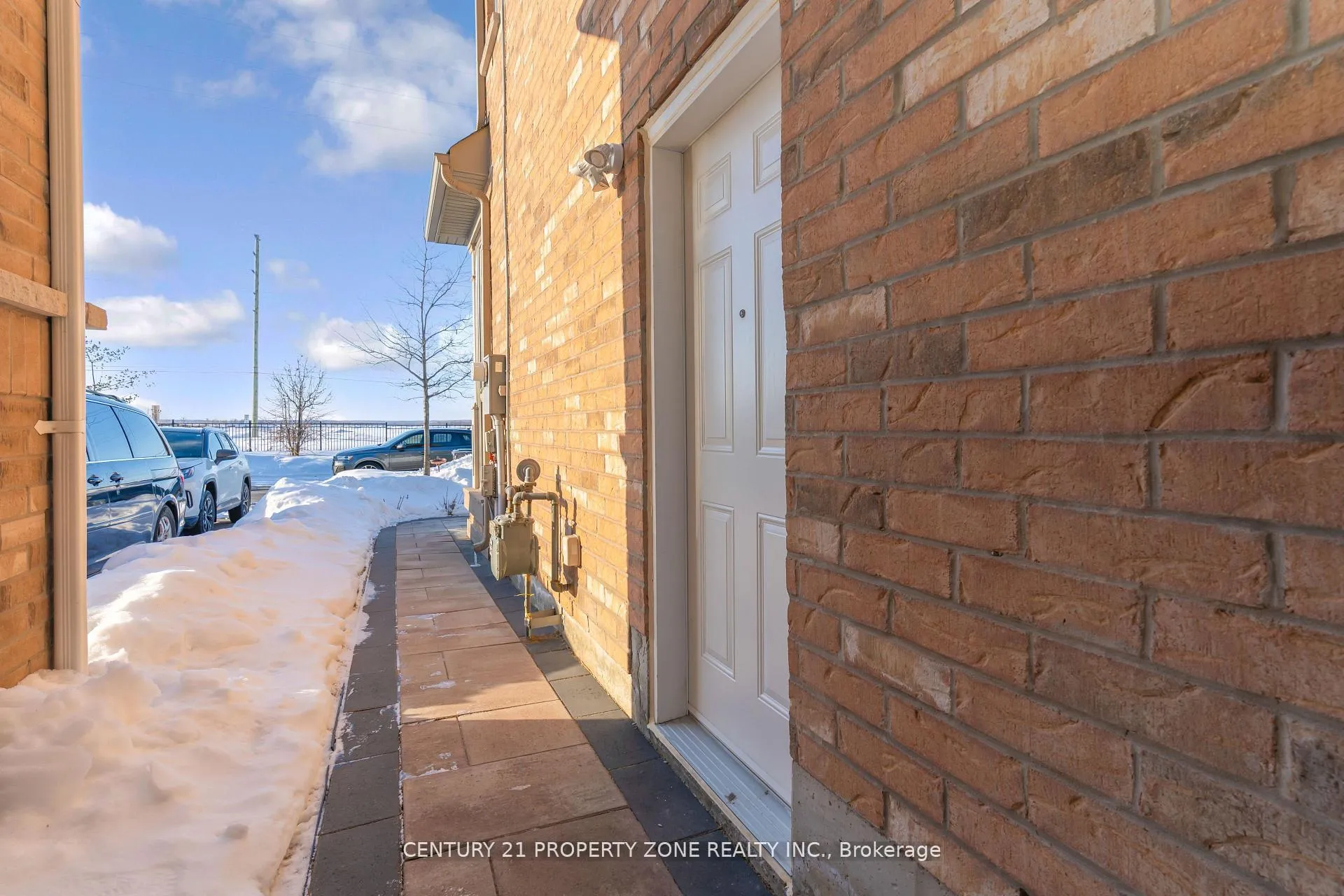 Photo 45 of 19 Exhibition Crescent, Brampton, Northwest Brampton — HOMEH