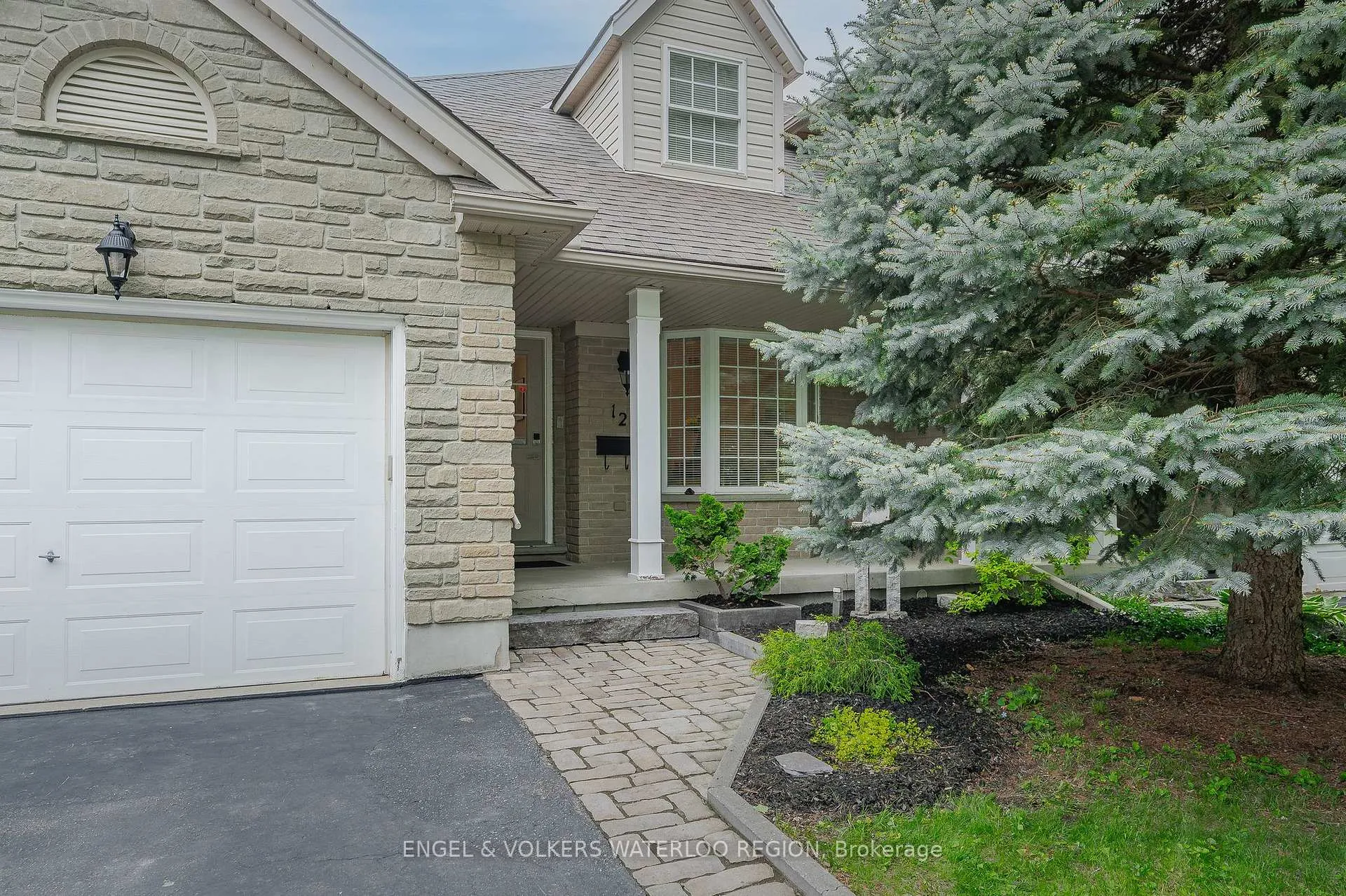 Photo 3 of 12 Euclid Avenue, Waterloo — HOMEH