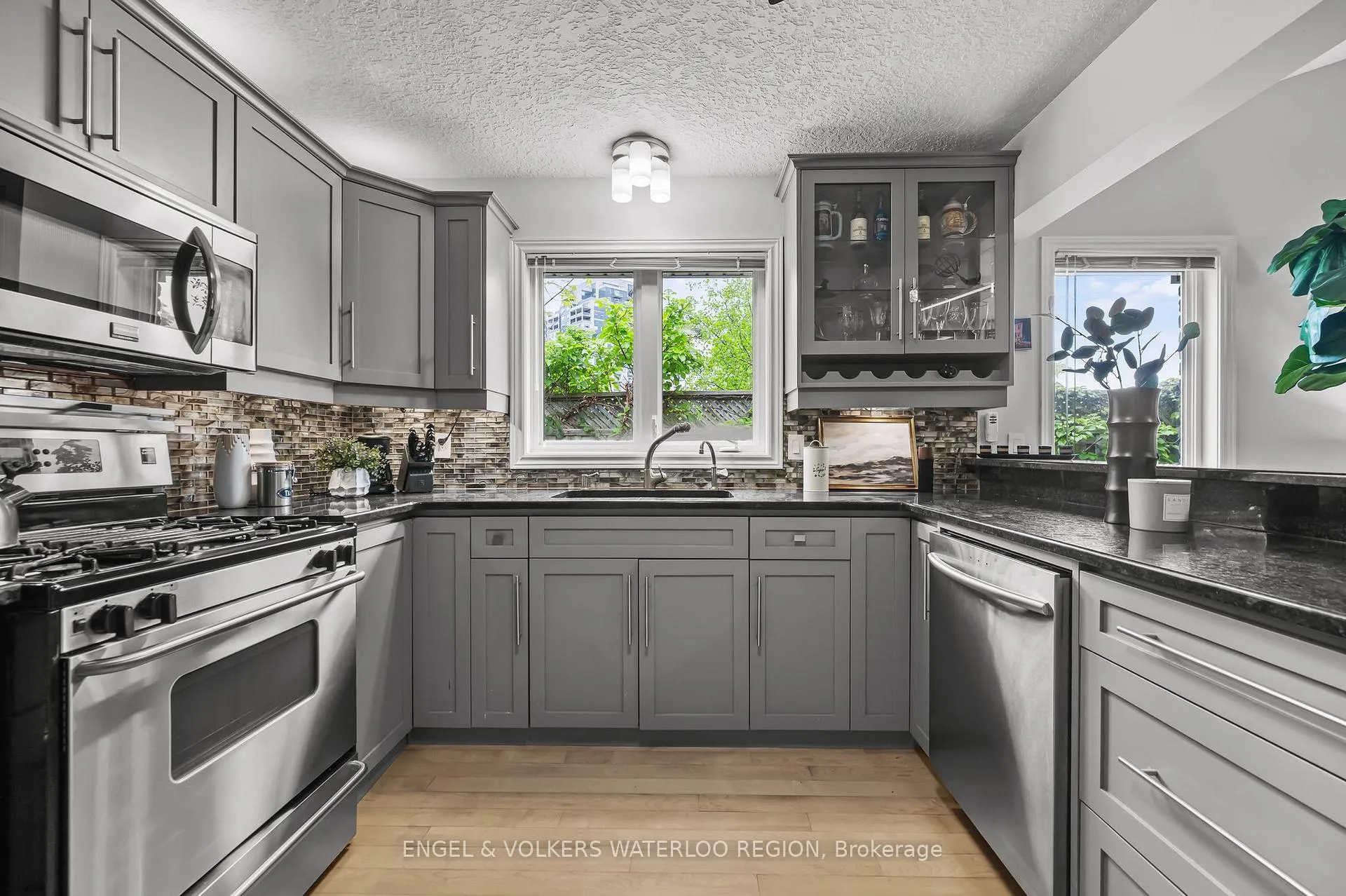 Photo 13 of 12 Euclid Avenue, Waterloo — HOMEH