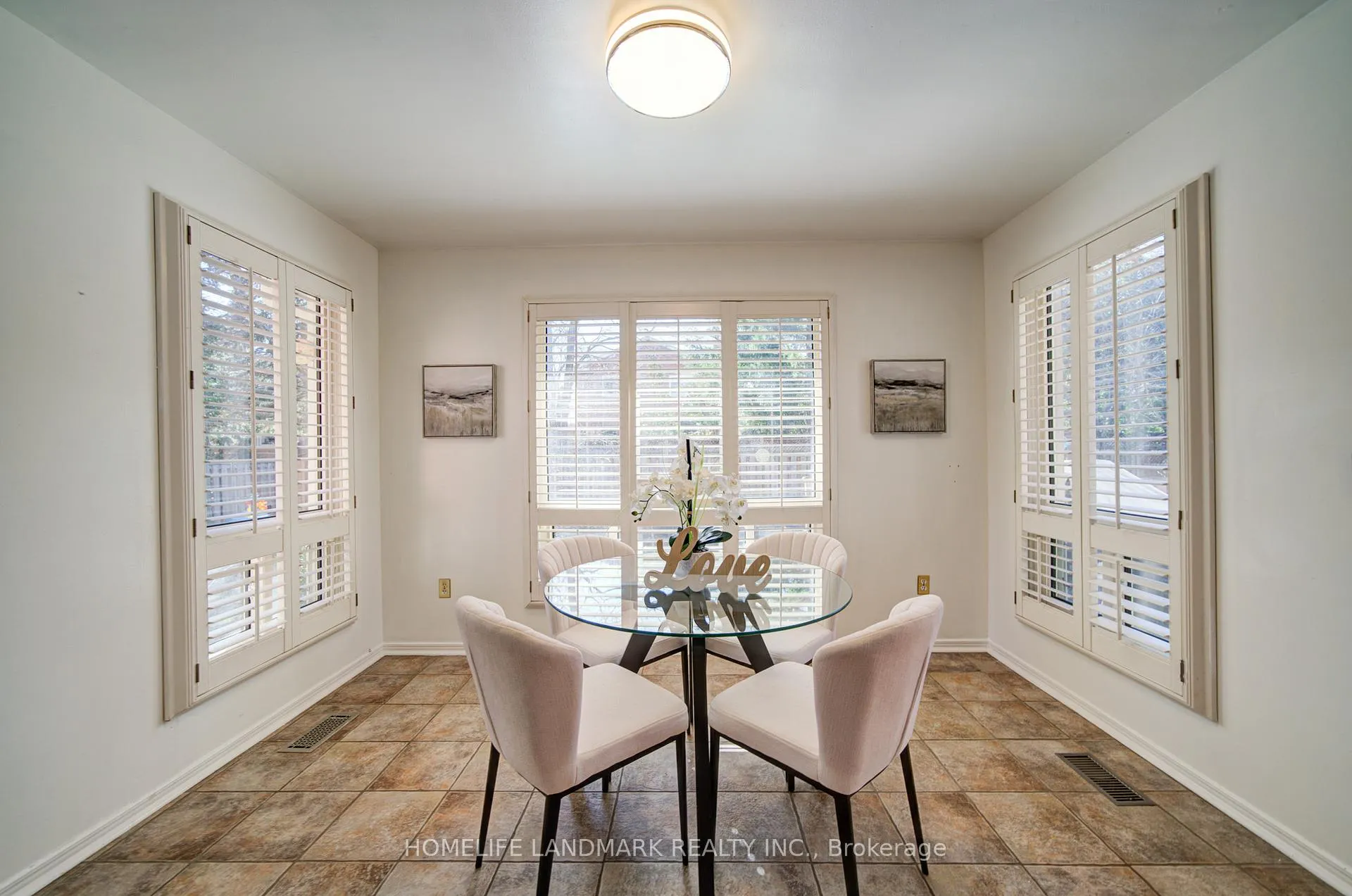 Photo 11 of 129 Fincham Avenue, Markham, Markham Village — HOMEH