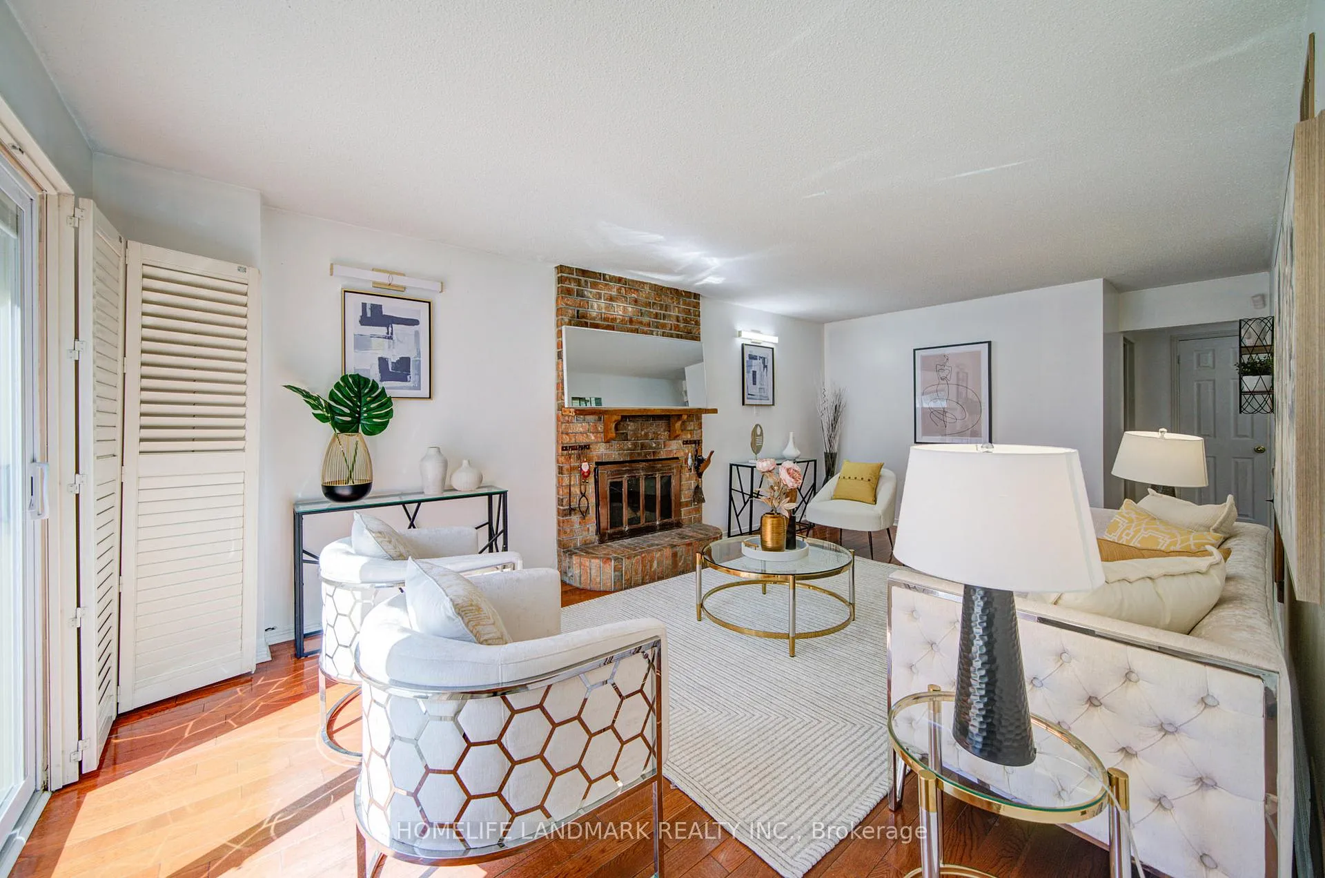 Photo 15 of 129 Fincham Avenue, Markham, Markham Village — HOMEH