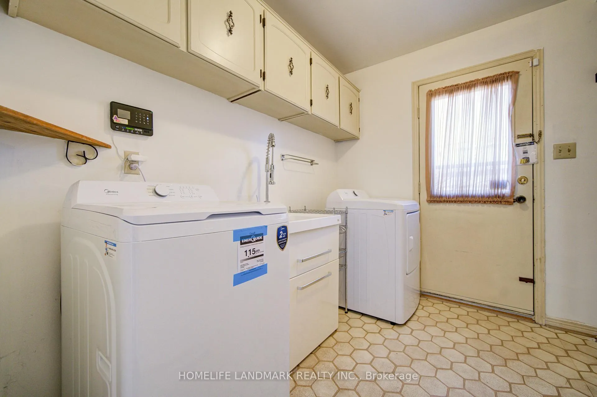 Photo 20 of 129 Fincham Avenue, Markham, Markham Village — HOMEH