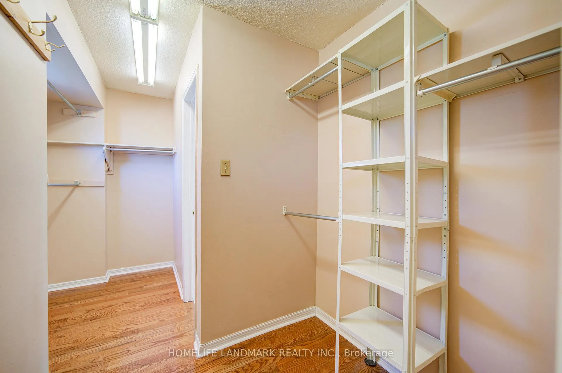 Photo 34 of 129 Fincham Avenue, Markham, Markham Village — HOMEH