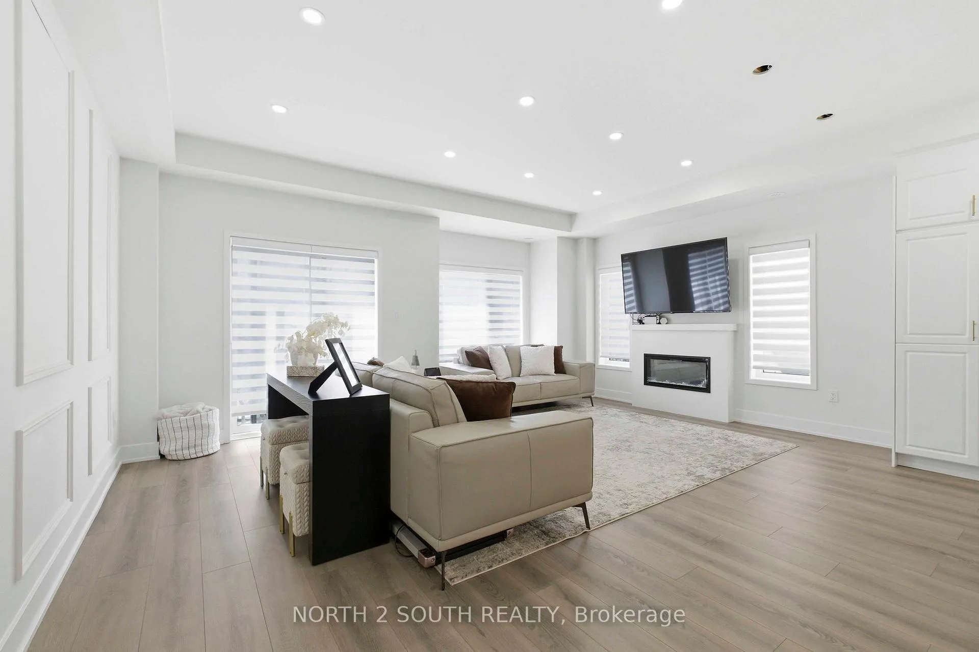 Photo 17 of 13 Lambert Lane, Caledon, Bolton East — HOMEH