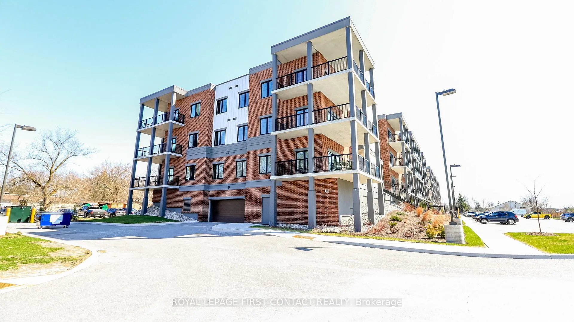 Photo 2 of Unit 210, 121 Mary Street, Clearview, Creemore — HOMEH