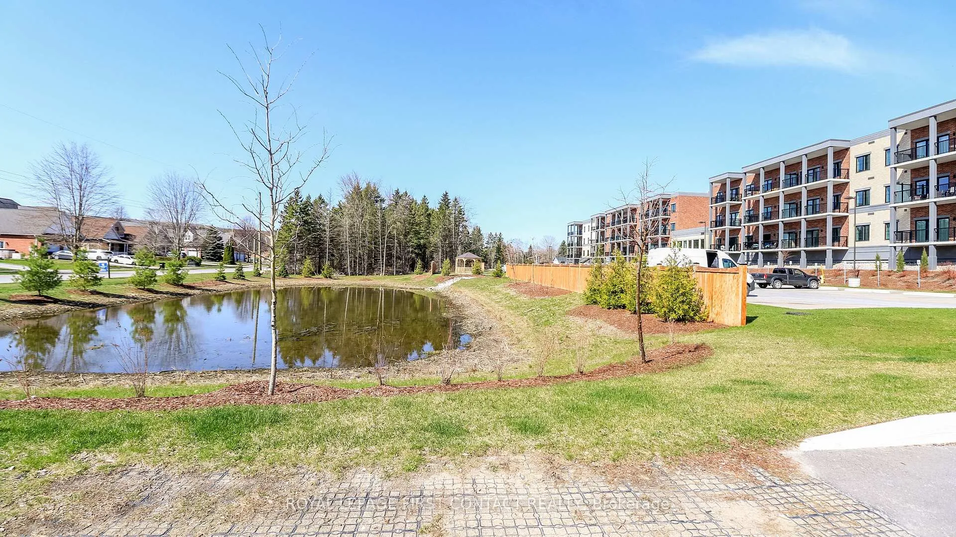 Photo 9 of Unit 210, 121 Mary Street, Clearview, Creemore — HOMEH