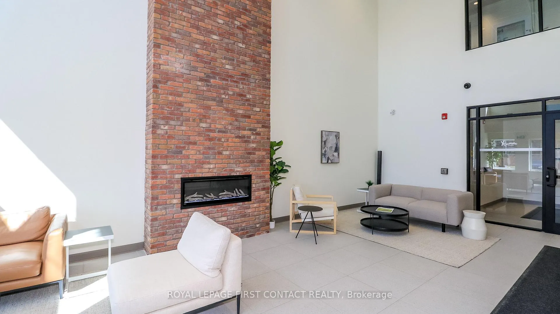 Photo 11 of Unit 210, 121 Mary Street, Clearview, Creemore — HOMEH
