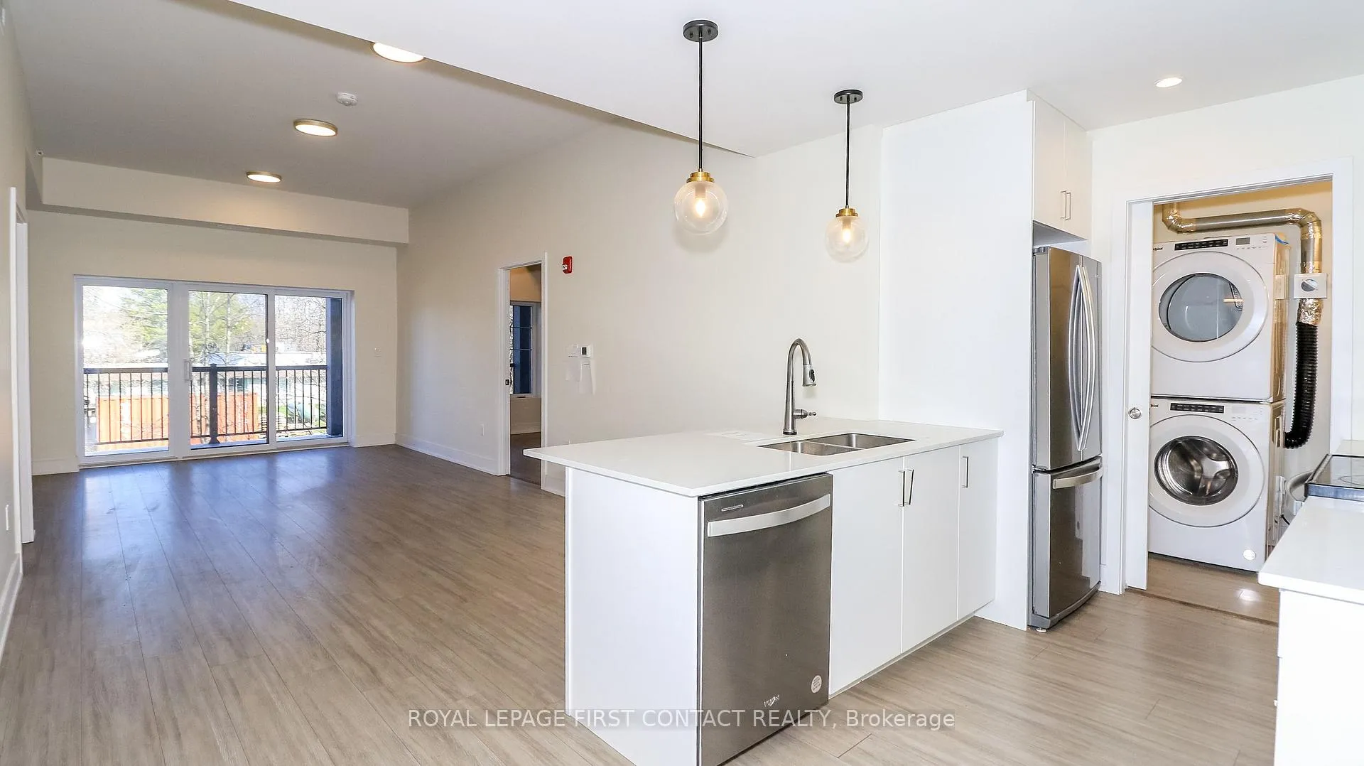 Photo 13 of Unit 210, 121 Mary Street, Clearview, Creemore — HOMEH