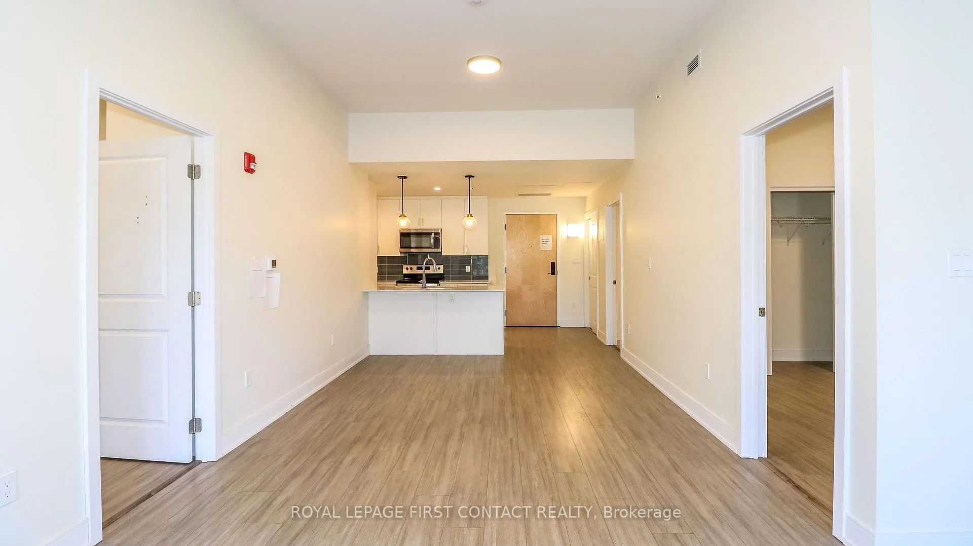 Photo 21 of Unit 210, 121 Mary Street, Clearview, Creemore — HOMEH