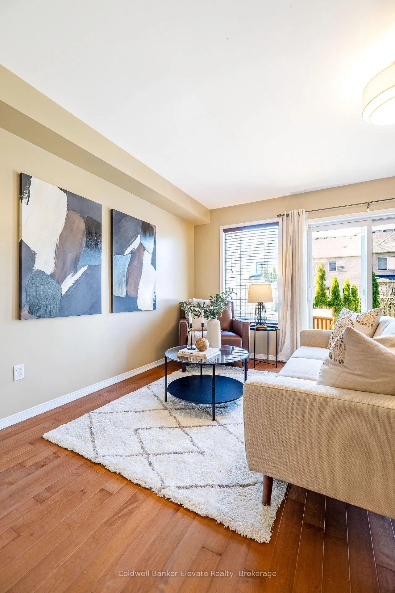 Photo 13 of 46 Harding Street, Halton Hills, Georgetown — HOMEH