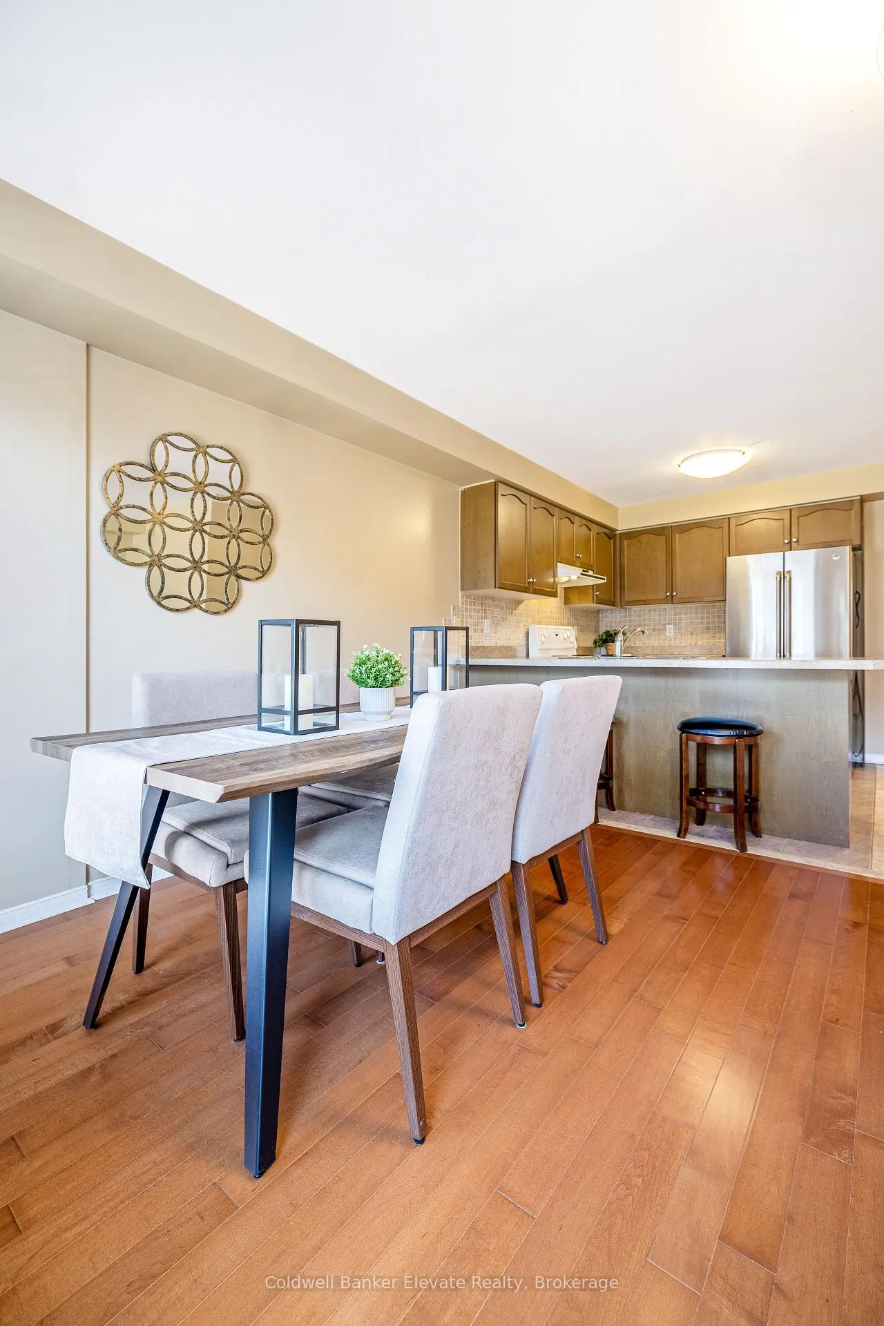 Photo 15 of 46 Harding Street, Halton Hills, Georgetown — HOMEH