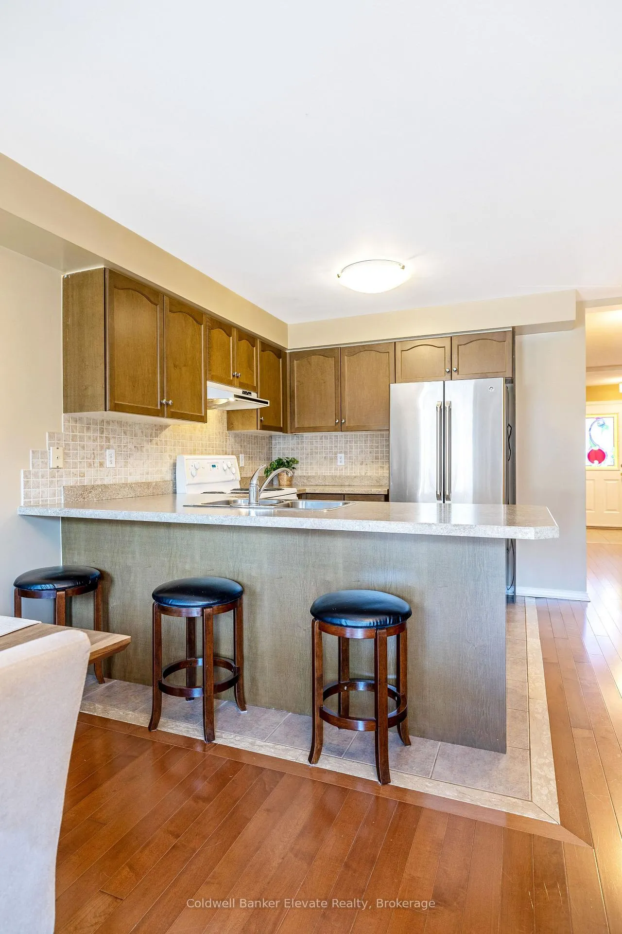 Photo 24 of 46 Harding Street, Halton Hills, Georgetown — HOMEH