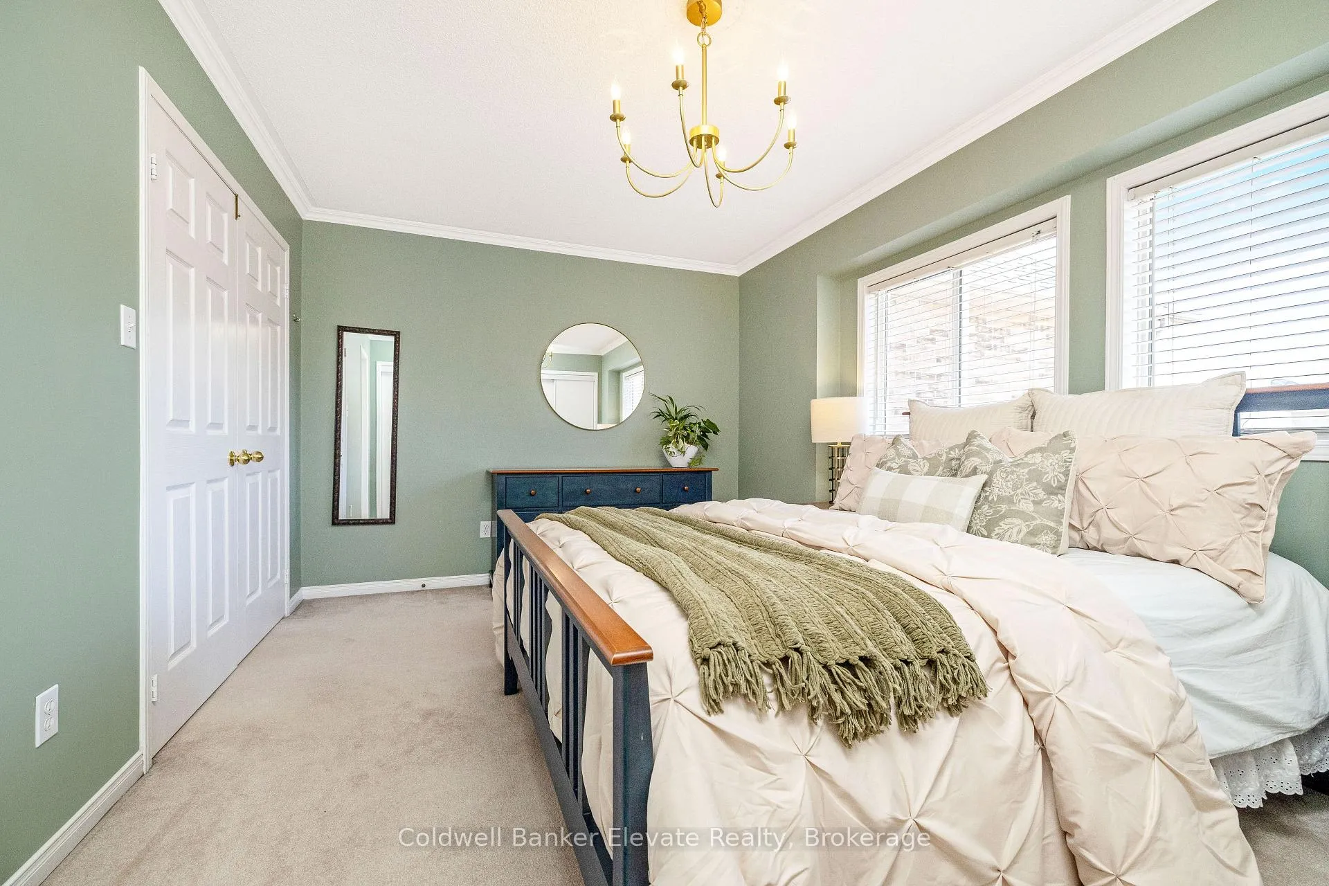 Photo 28 of 46 Harding Street, Halton Hills, Georgetown — HOMEH