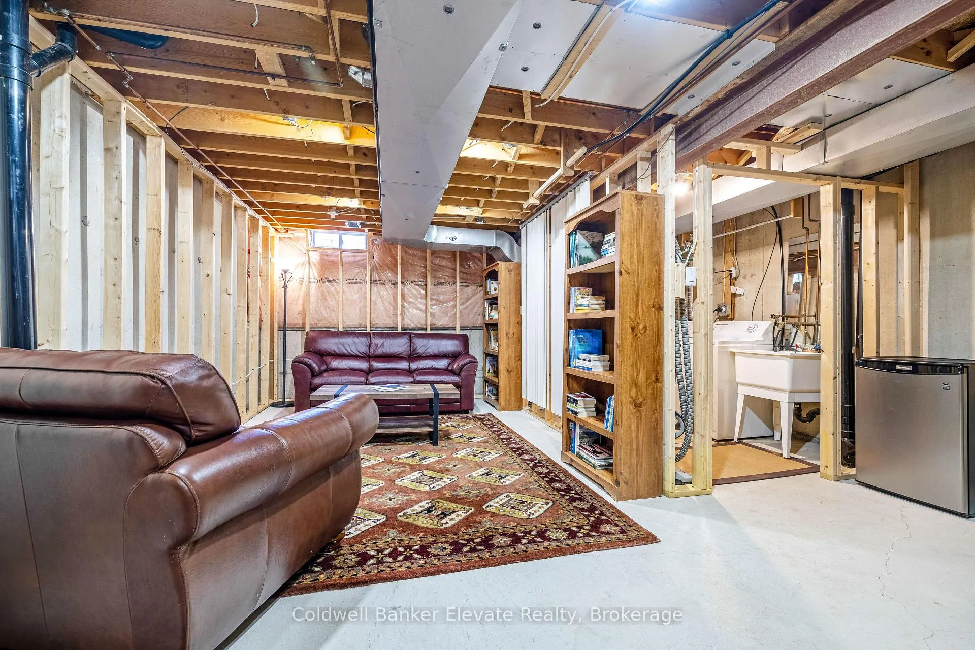 Photo 31 of 46 Harding Street, Halton Hills, Georgetown — HOMEH